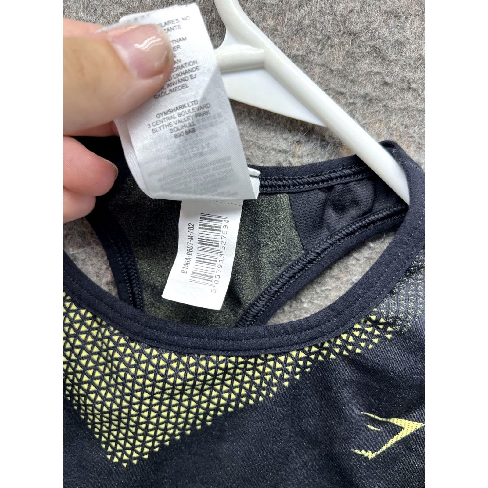 Gymshark Gymshark Womens Sports Bra M Black Seamless Racerback Athletic Size ONE SIZE - 3 Thumbnail