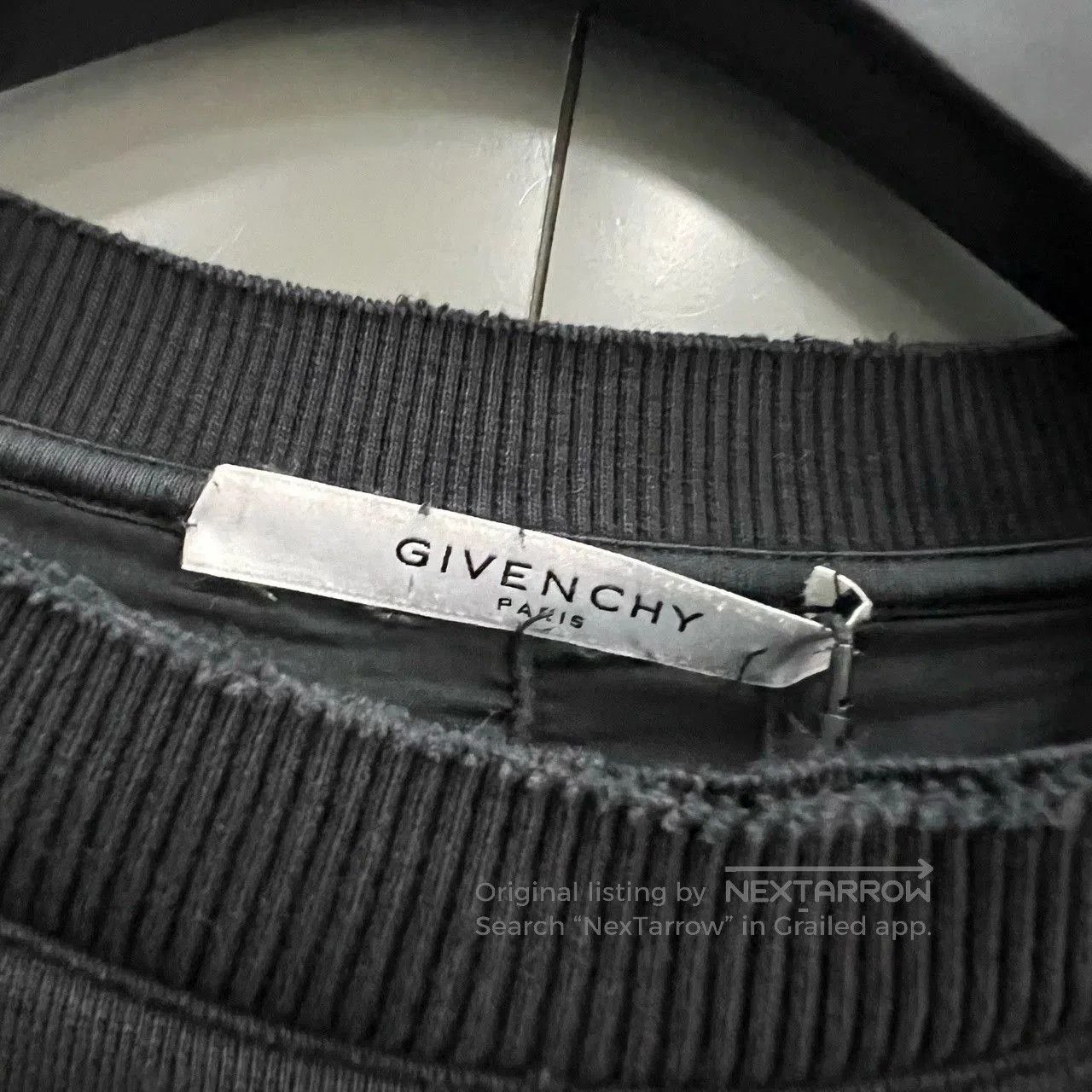 Givenchy Givenchy Distressed Logo Sweatshirt Size L. Size US L / EU 52-54 / 3 - 3 Thumbnail