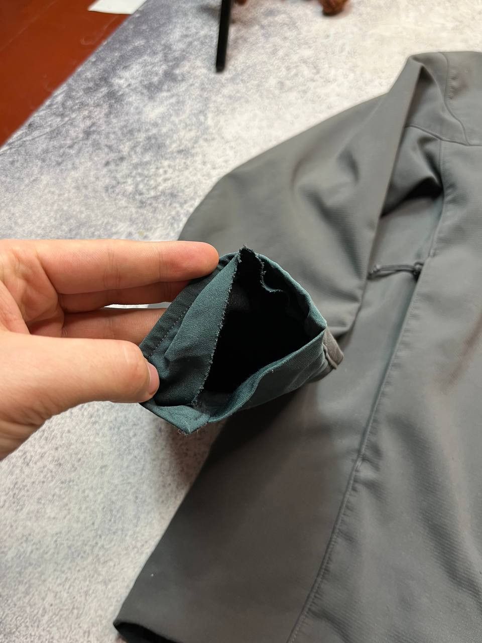 Arc'teryx Arc'teryx Softshell Hooded Jacket Grey - Men's Size M Size US M / EU 48-50 / 2 - 18 Thumbnail