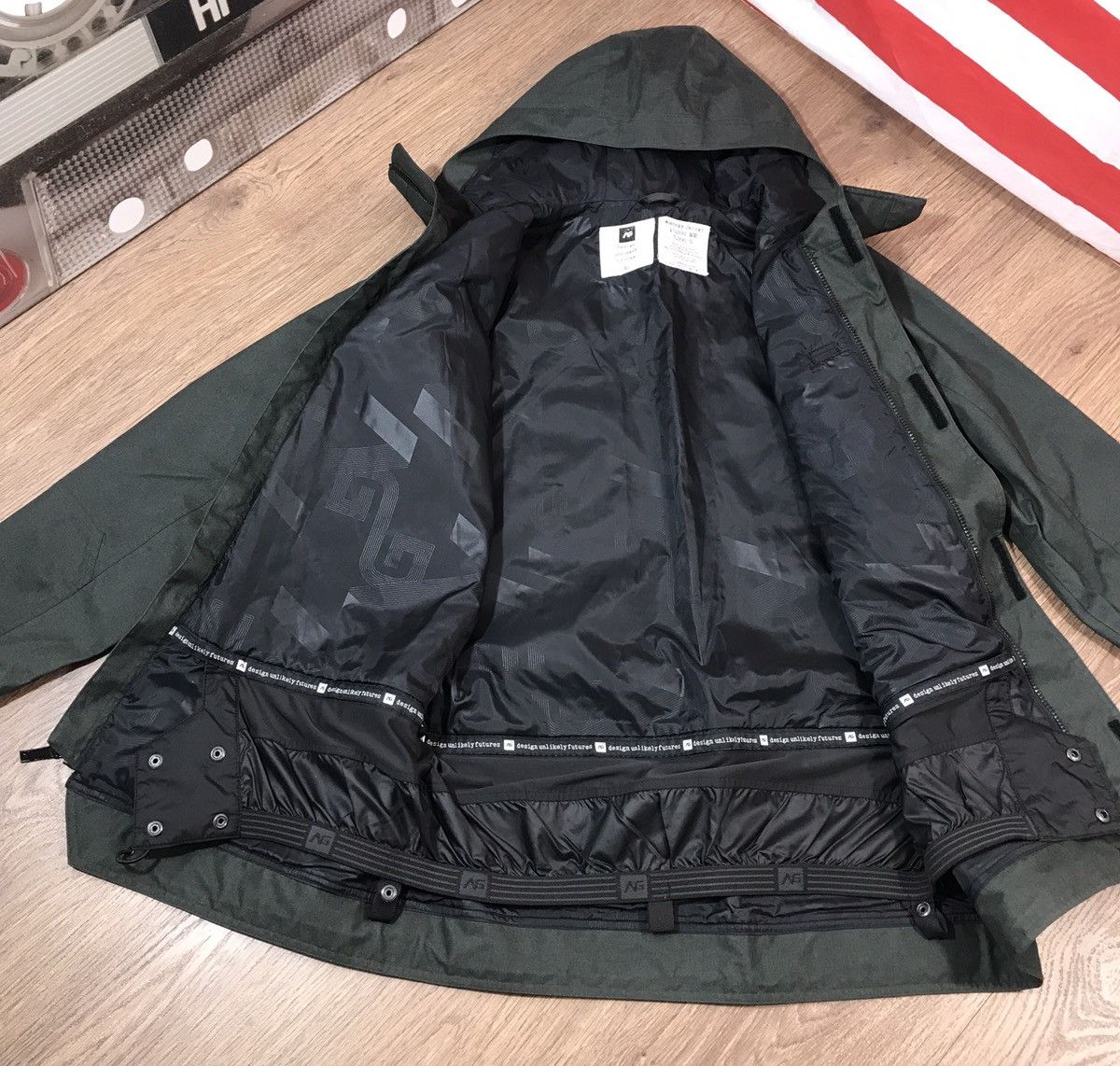 Analog × Burton Rare Analog Jacket Multipocket Size S M Size US S / EU 44-46 / 1 - 6 Thumbnail