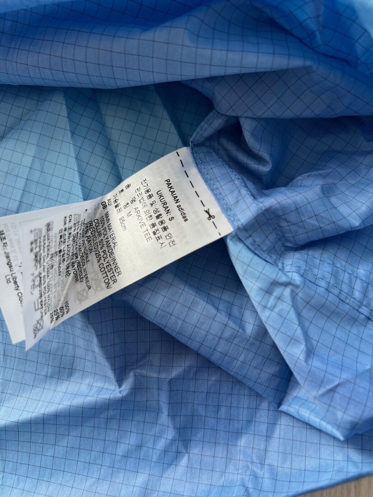 Adidas Adidas HD4809 Blue Version Arkive Button Shirt ( S ) Size US S / EU 44-46 / 1 - 5 Thumbnail