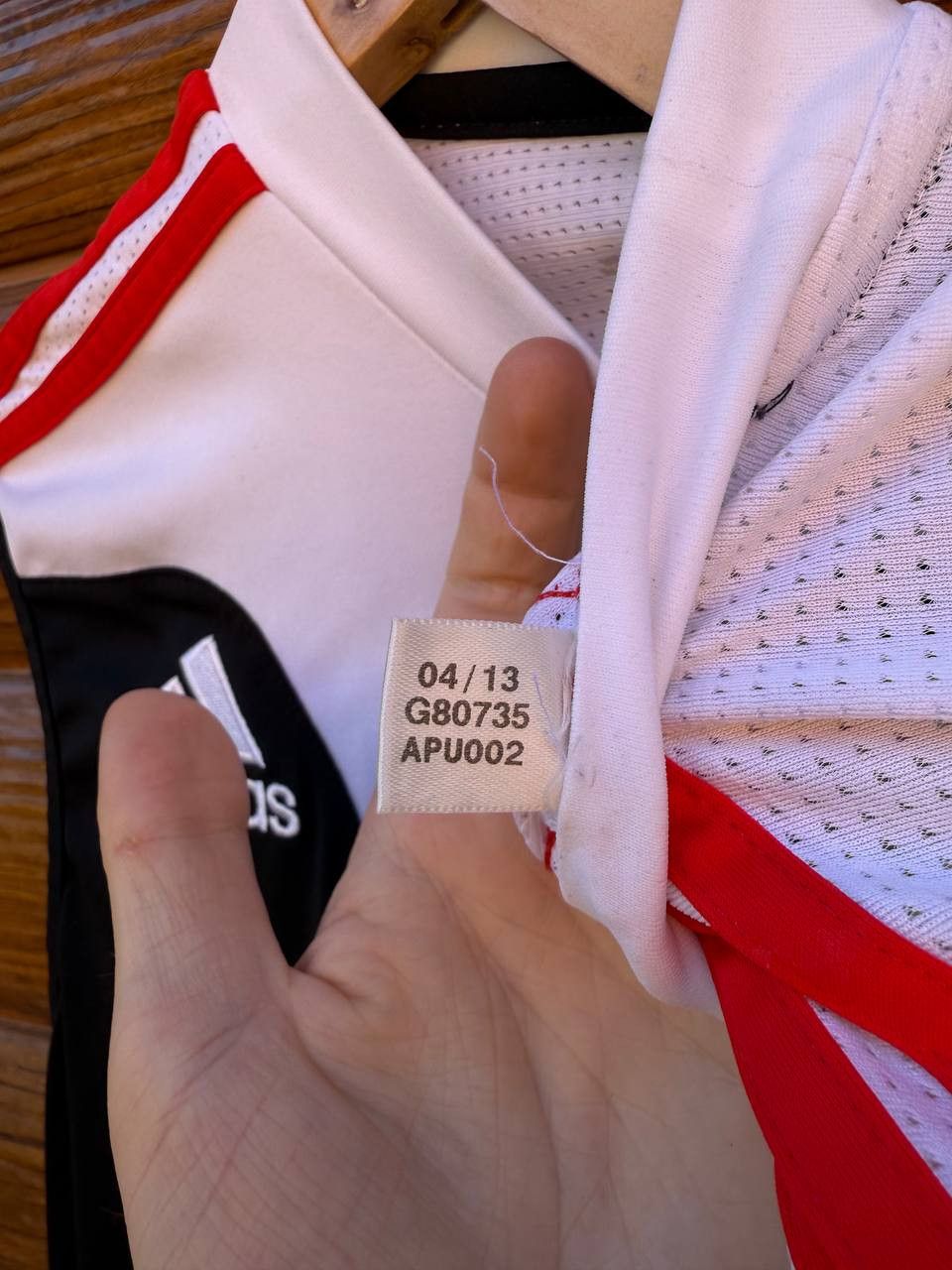 Adidas BENFICA Adidas Football Shirt Size US S / EU 44-46 / 1 - 6 Thumbnail