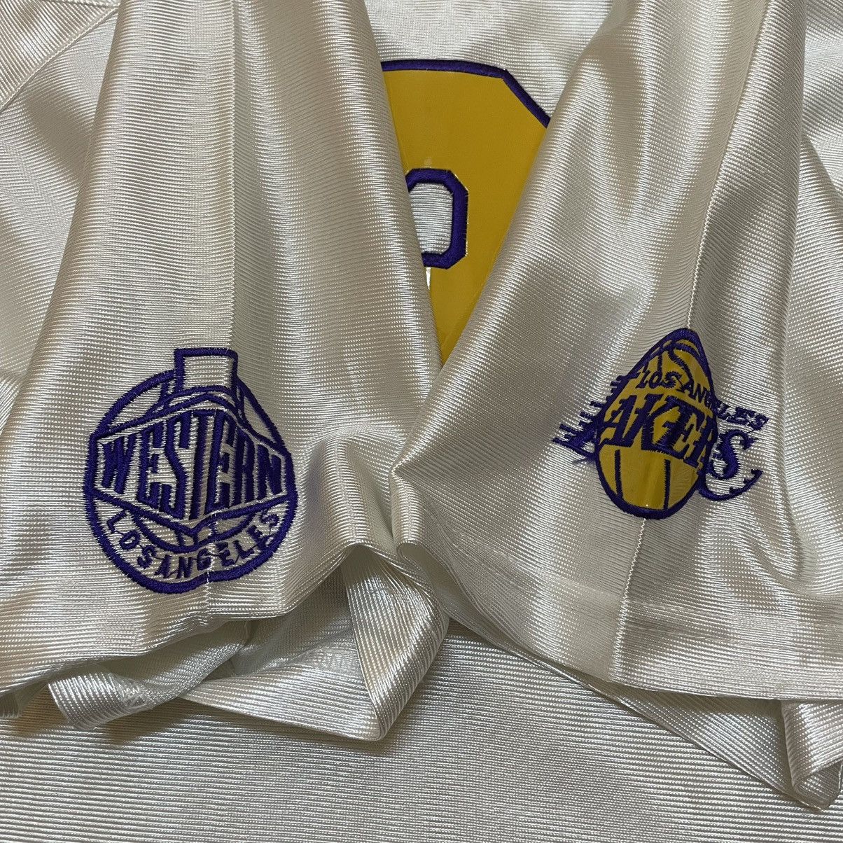Champion Vintage Champion Lakers Kobe Bryant 8 Jersey Size US XL / EU 56 / 4 - 8 Thumbnail