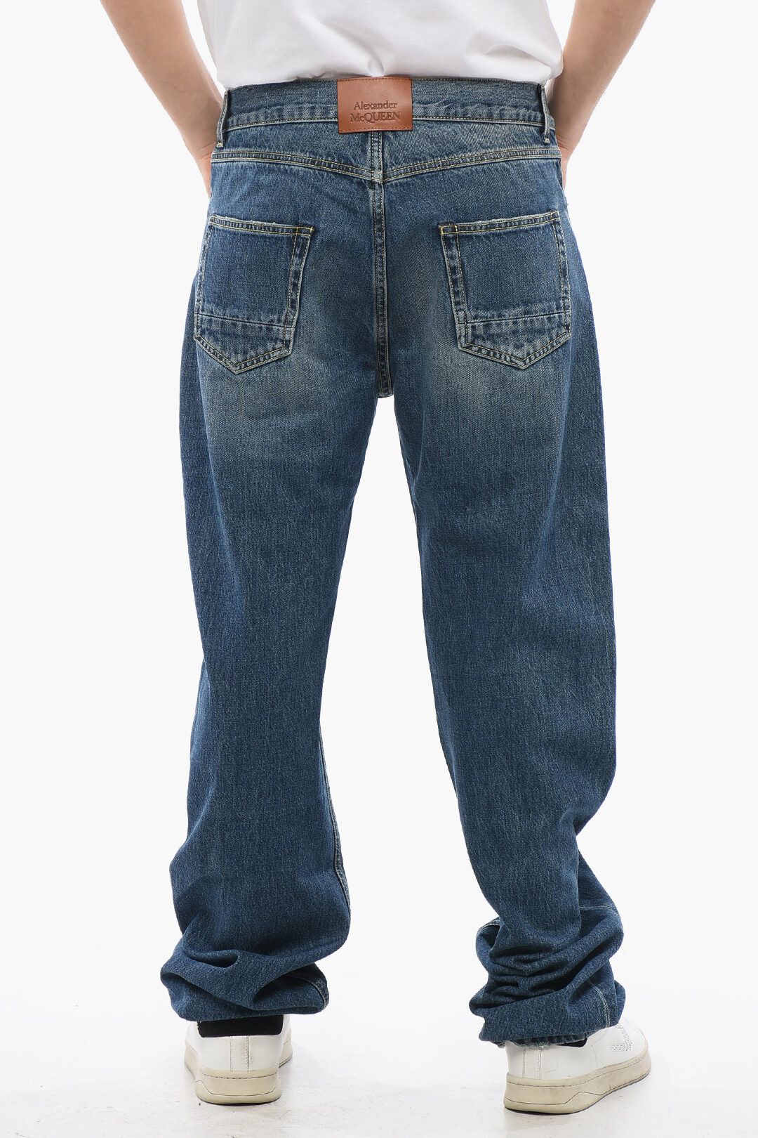 Alexander McQueen og1mm0925 Mid Washed Slim Fit Denim in Blue Size US 30 / EU 46 - 2 Thumbnail