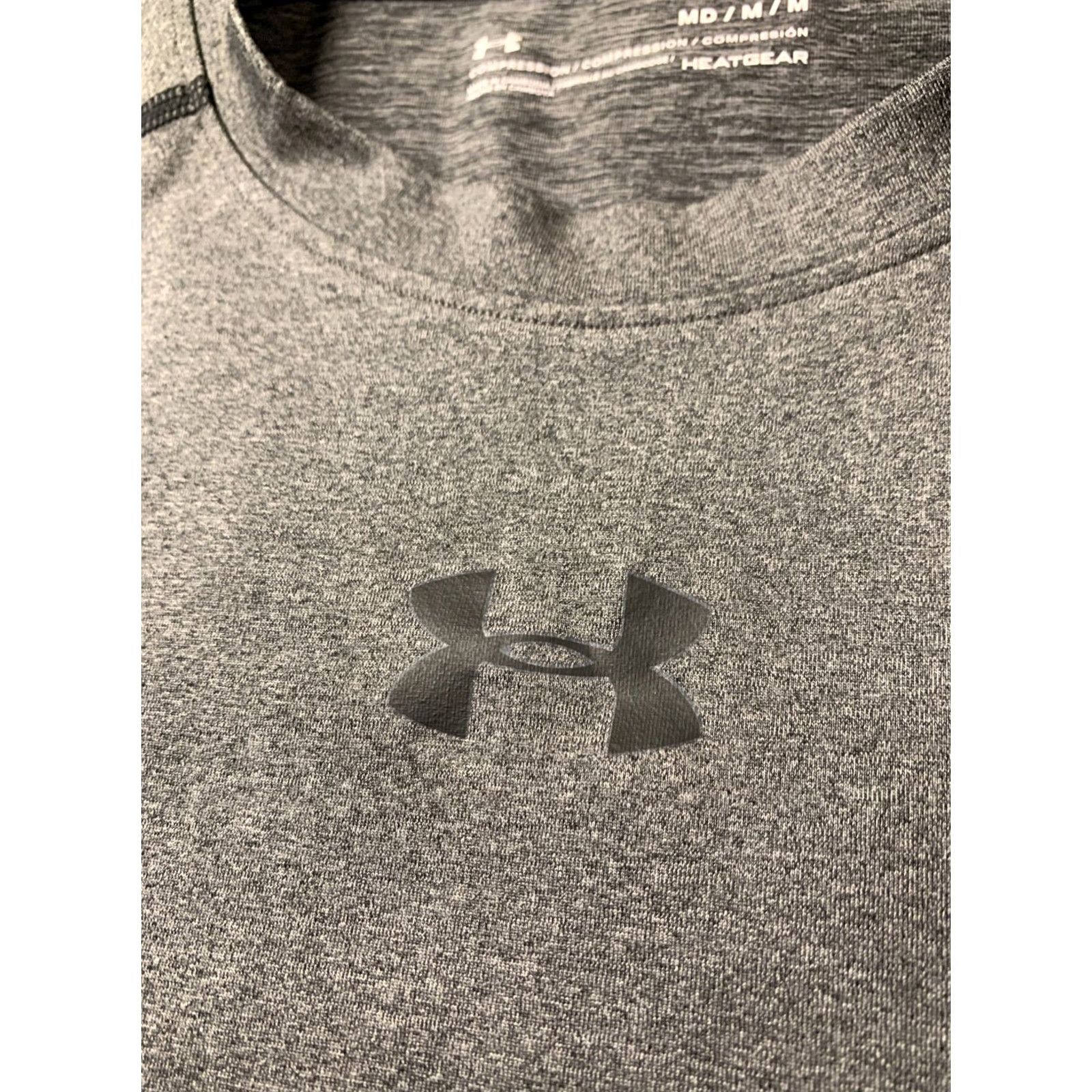 Under Armour Under Armour MEN Training HeatGear Vest Shirt Jersey M Medium Gray and Black Sleeveless Crew Neck Base Layers Sports Mens Size US M / EU 48-50 / 2 - 4 Thumbnail