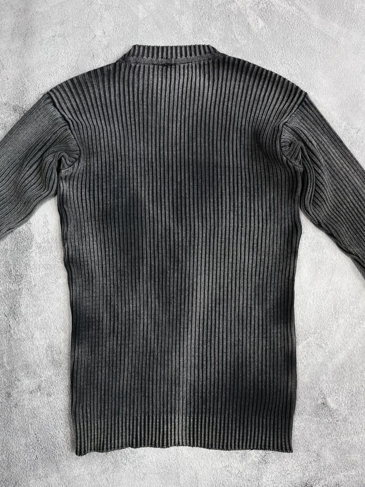 Vintage Vintage Y2K tie dye ribbed 00s style sweater size XL Size US XL / EU 56 / 4 - 7 Thumbnail