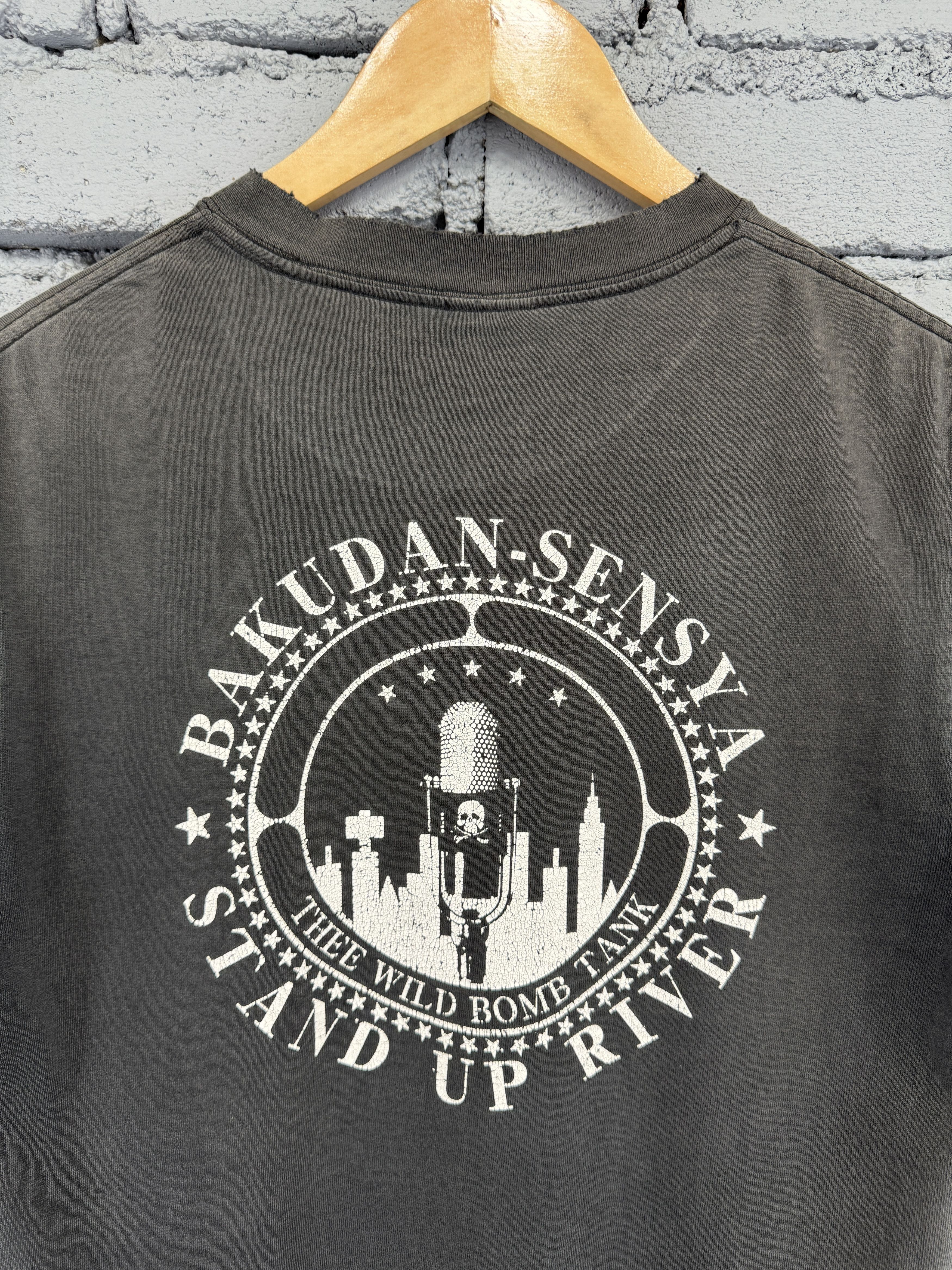 Japanese Brand Vintage "Bakudan Sensya Stand Up River" Sunfaded Tshirt Size US S / EU 44-46 / 1 - 5 Thumbnail