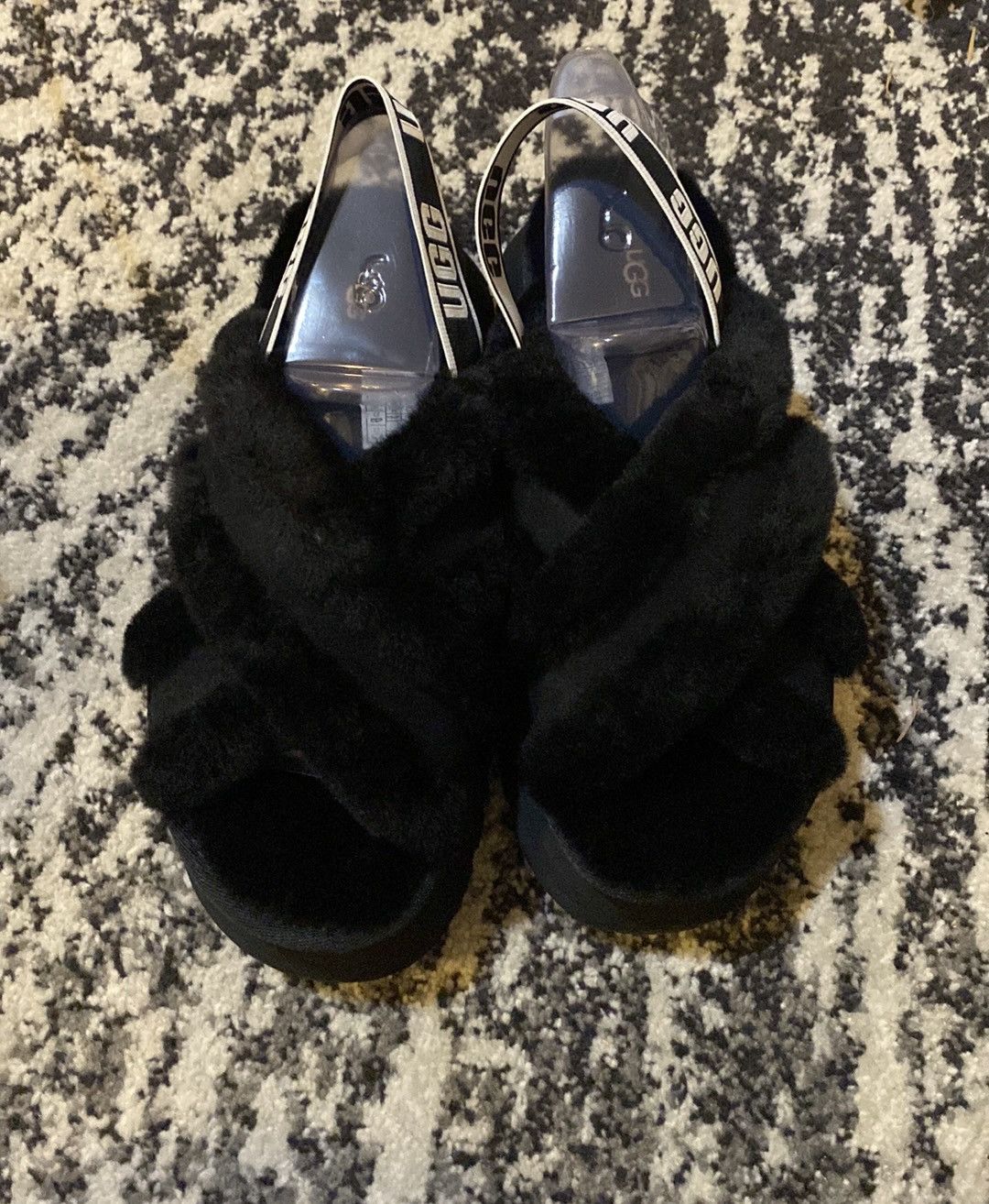 UGG Disco Cross Slide Slipper size 8