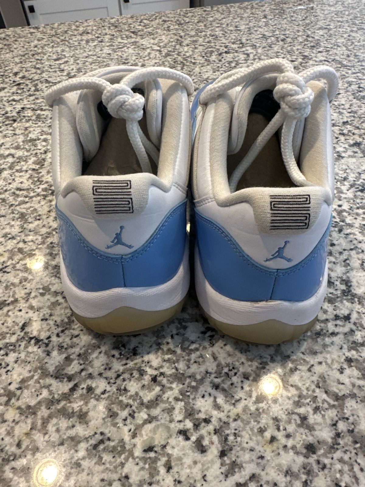 Jordan Brand Jordan 11 low UNC Size US 11 / EU 44 - 2 Thumbnail