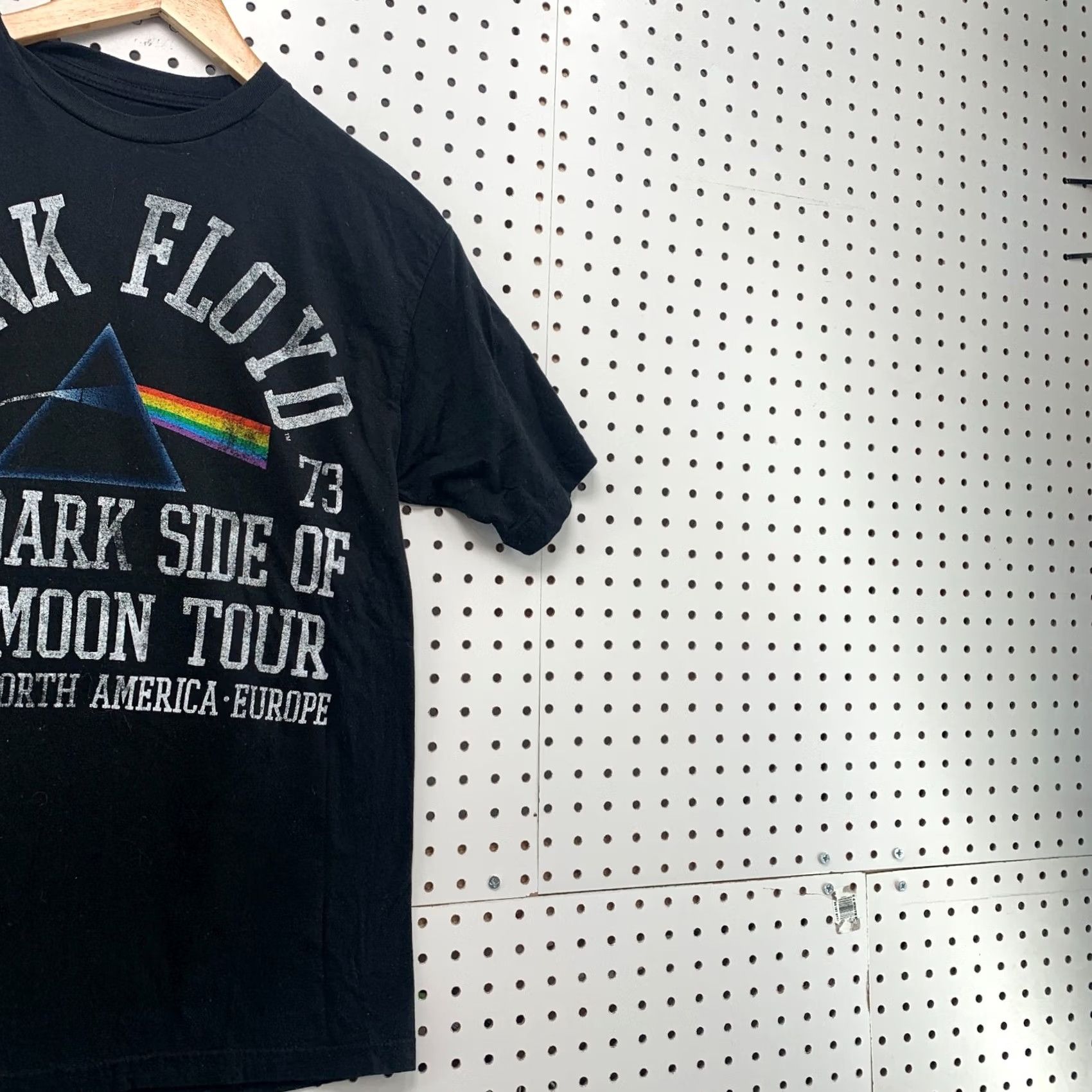 Vintage Pink Floyd Shirt Black The Dark Side Of The Moon Band TEE Adult Medium Mens Size US M / EU 48-50 / 2 - 4 Thumbnail