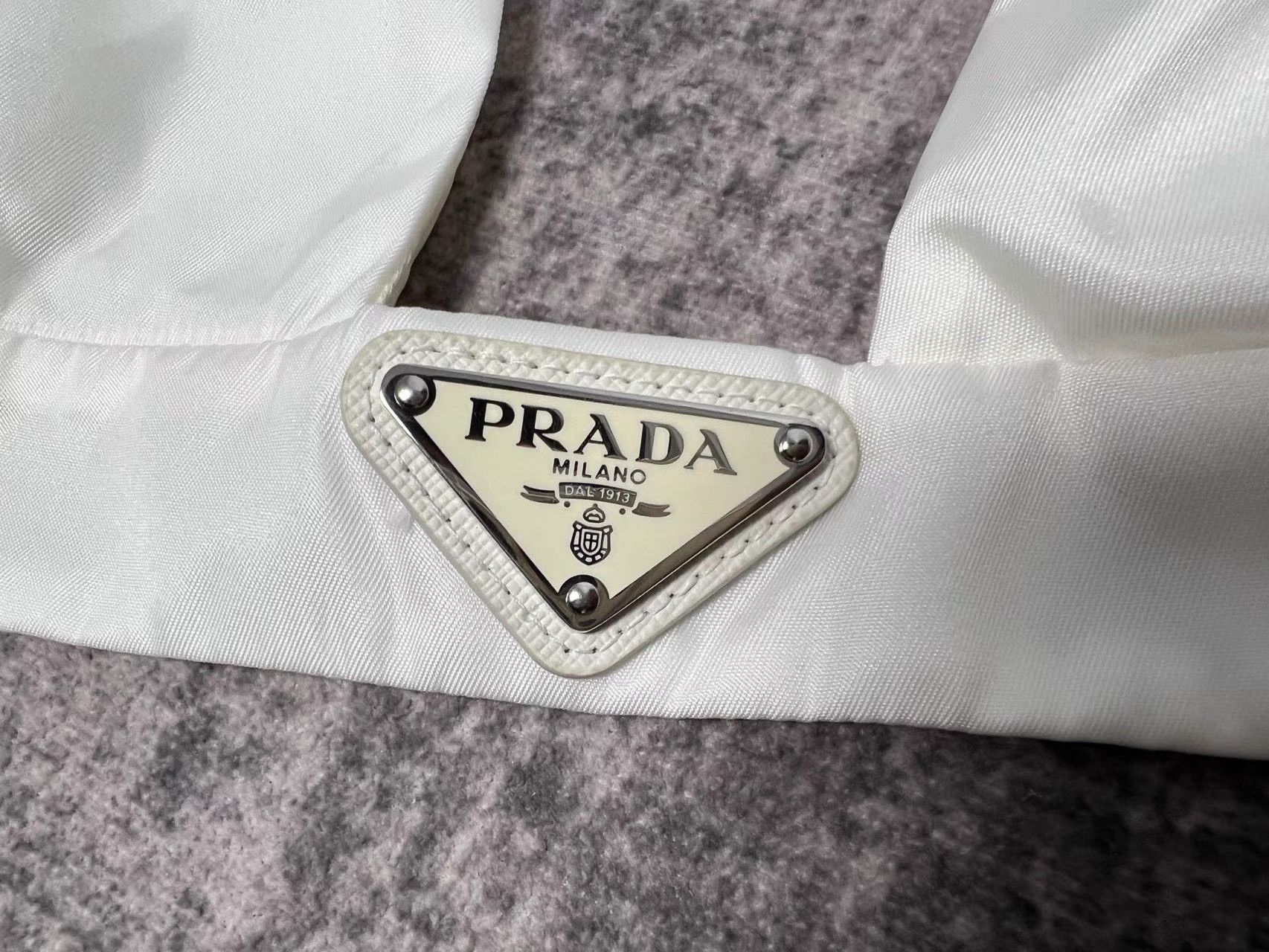 Prada PRADA Triangle Logo Camisole Vest K1 Size ONE SIZE - 3 Thumbnail