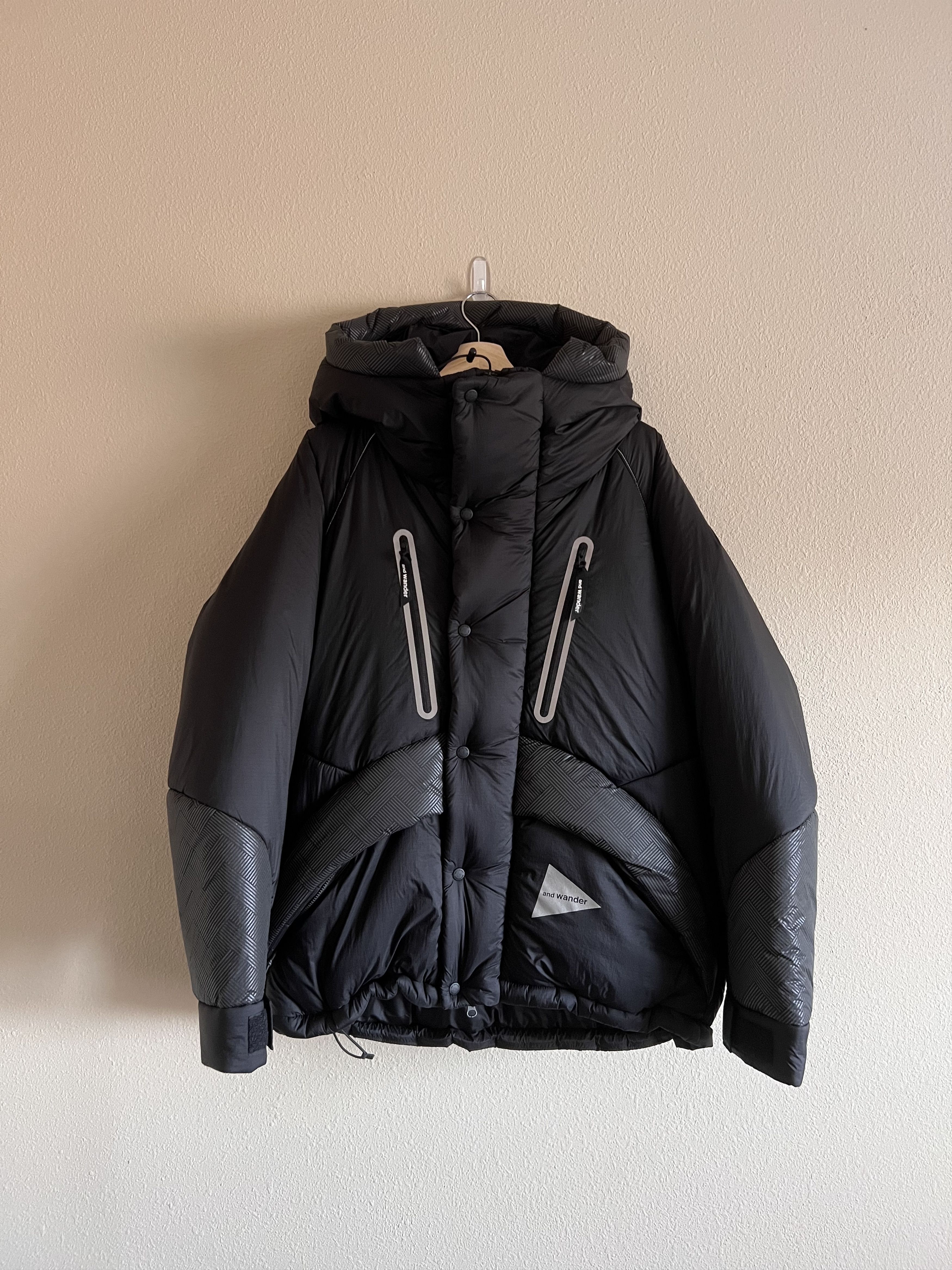And Wander and Wander Primaloft Ripstop Puffer Jacket in Black Size US L / EU 52-54 / 3 - 1 Thumbnail