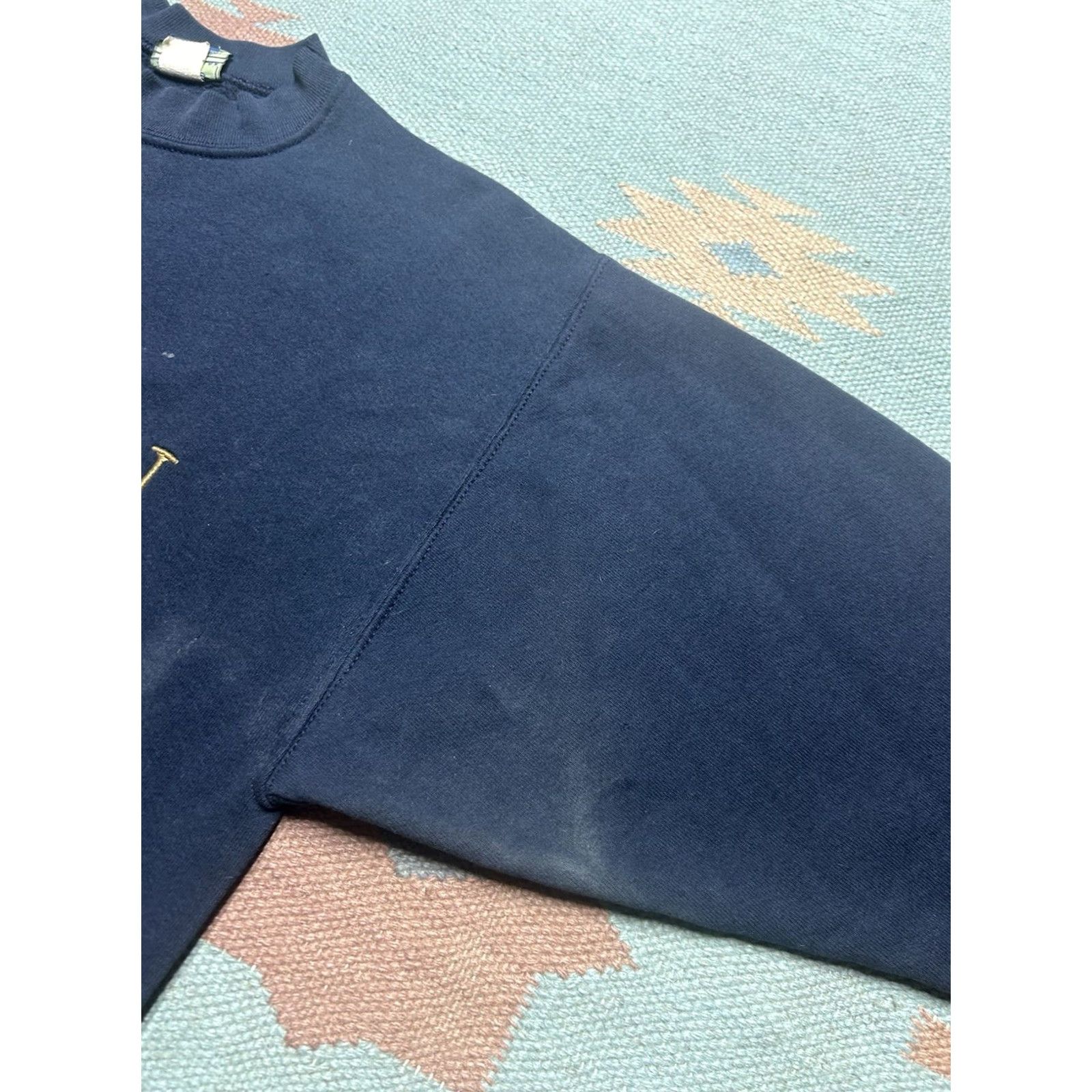 Vintage VINTAGE University of Michigan Embroidered Sweatshirt Crewneck Medium Blue 90s 80s Pullover Men M Size US M / EU 48-50 / 2 - 6 Thumbnail