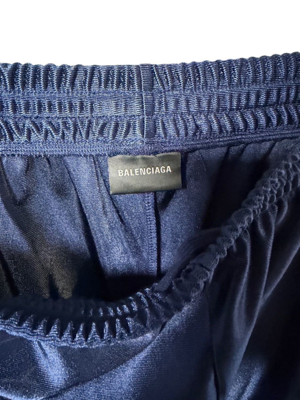 Balenciaga Balenciaga Unity Sports Icon Basketball Bermuda Short Size US 26 / EU 42 - 3 Thumbnail