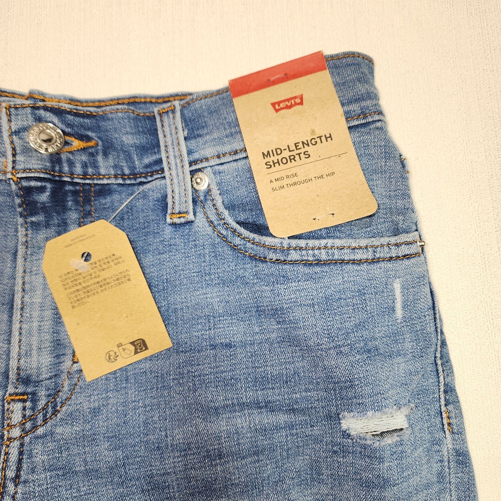 Levi's Levi's Mid-length shorts W26'' x L13'' Size US 26 / EU 42 - 2 Thumbnail