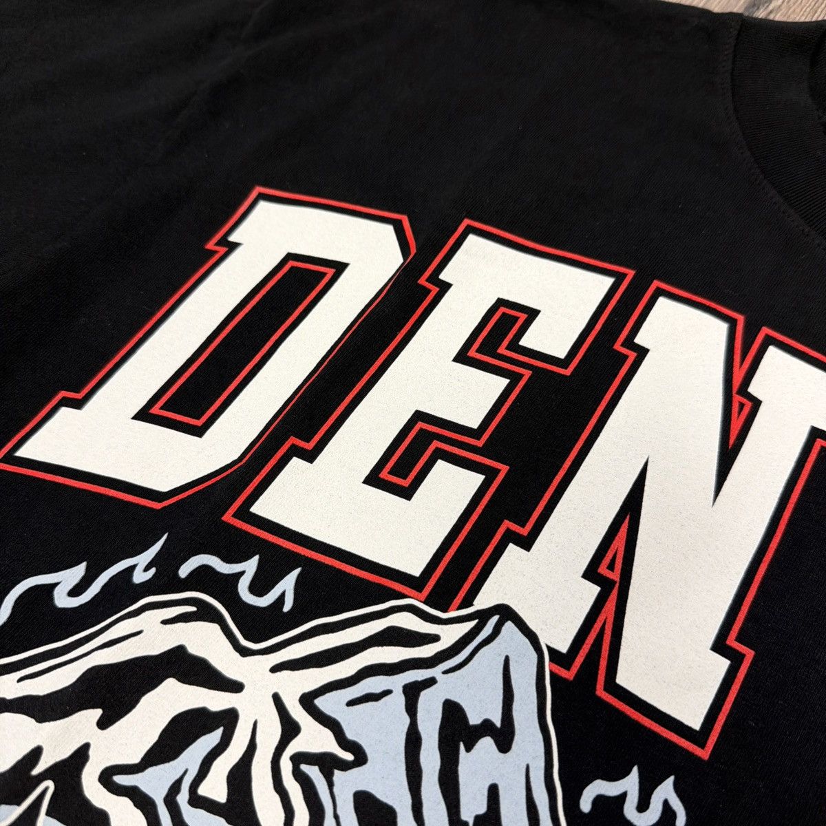 NBA × Warren Lotas NWT Denver Nuggets x Warren Lotas Bring It In Tee Size Large Size US L / EU 52-54 / 3 - 2 Thumbnail