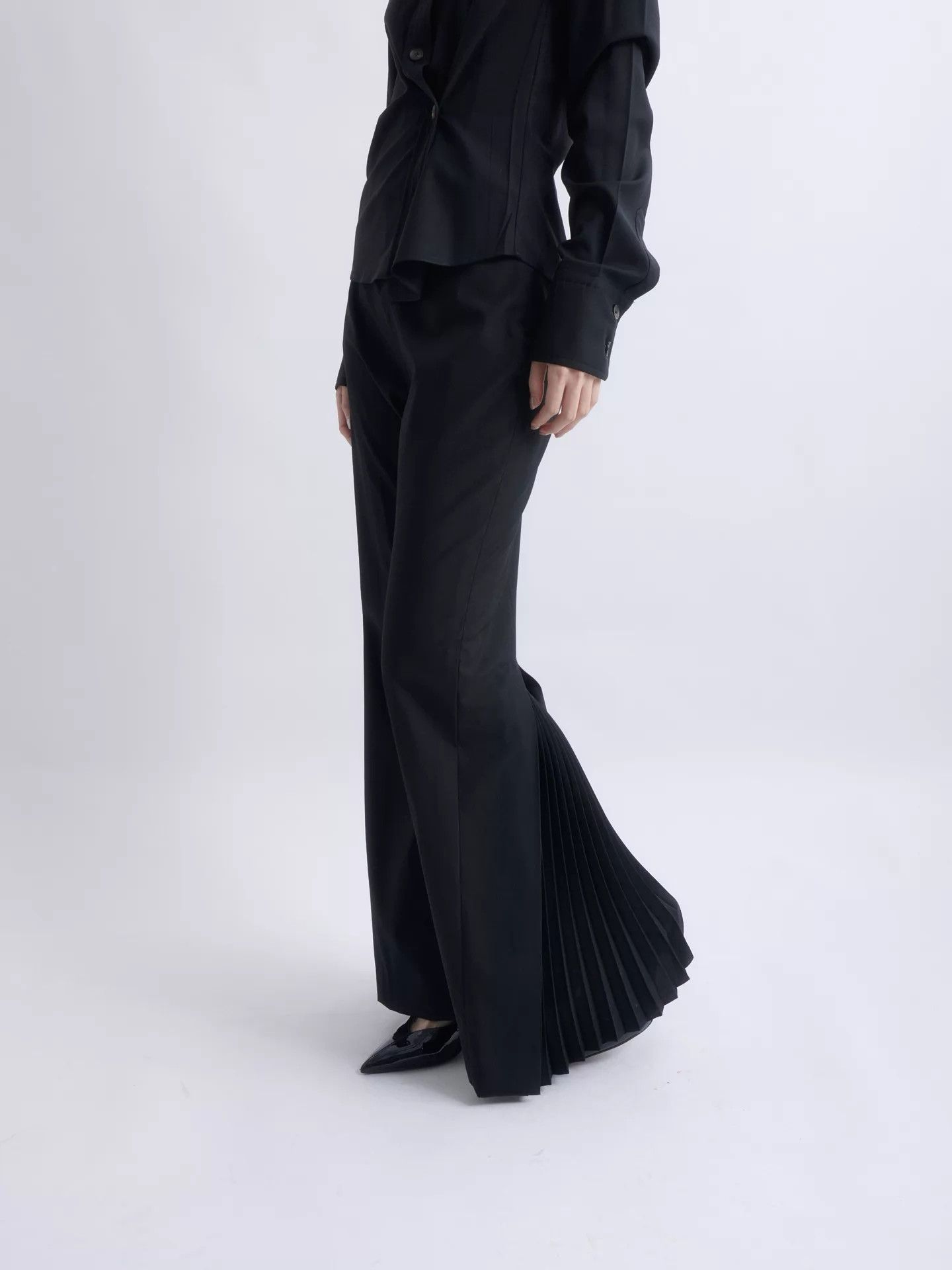 Jean Paul Gaultier Jean Paul Gaultier 00s Women's Black Pleated Flare Pants Size 26" / US 2 / IT 38 - 1 Thumbnail