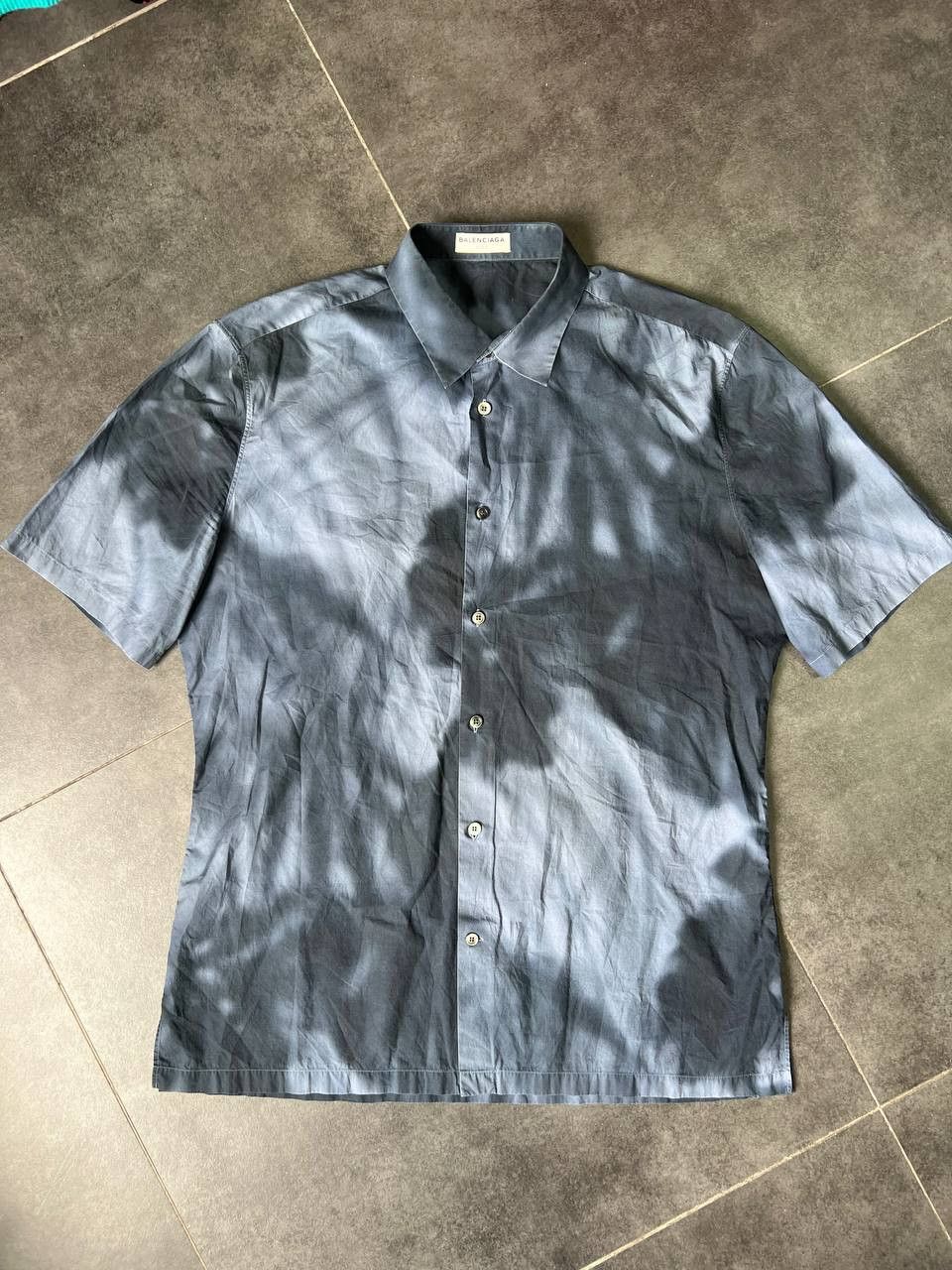 Balenciaga Balenciaga Nicolas Ghesquiere era tie dye shirt button up Size US L / EU 52-54 / 3 - 3 Thumbnail