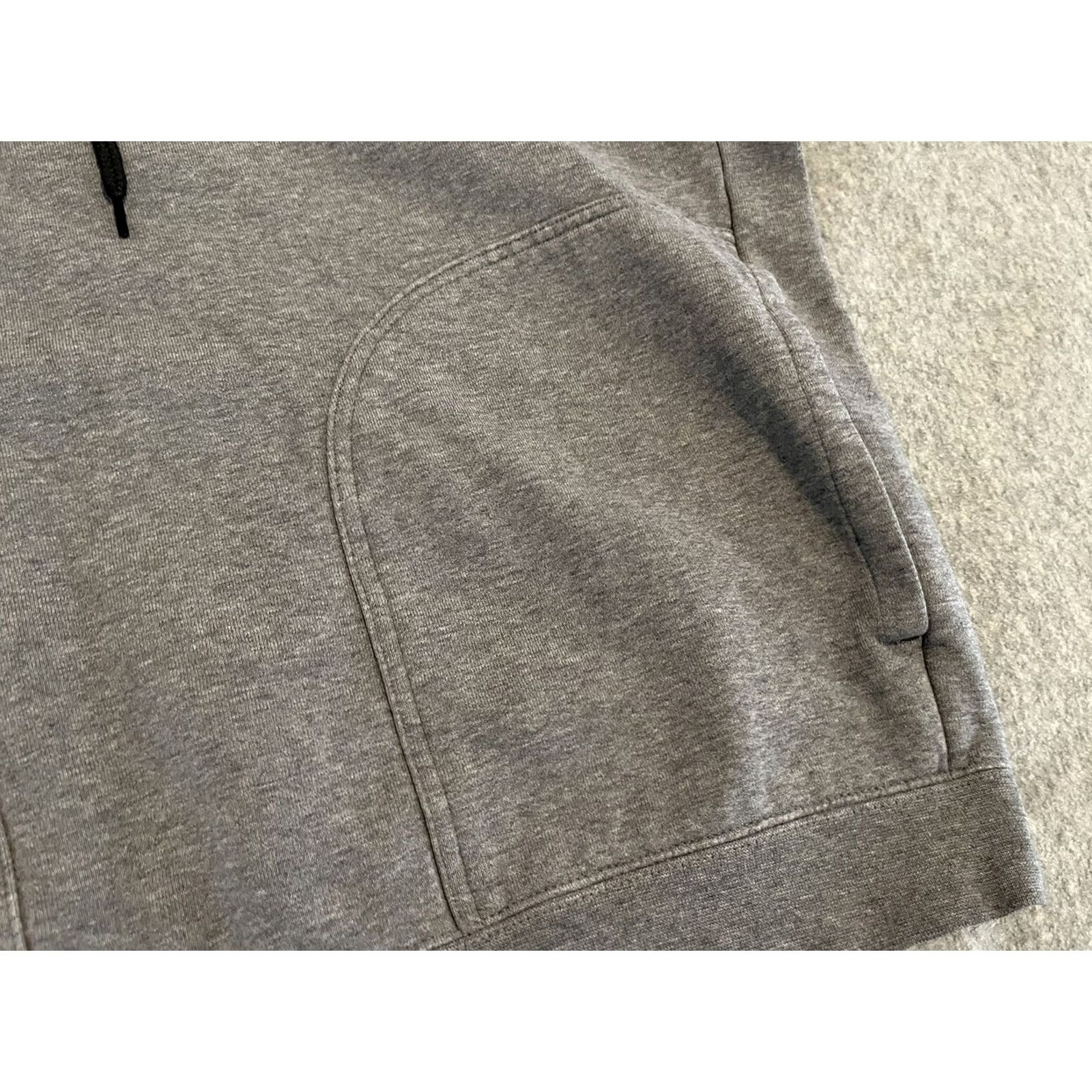 Nike Nike Hoodie Mens Medium Gray SFG Akron USA Basketball LeBron James Embroidered Logo Pullover Strive For Greatness Lakers Hoops Baller Gym Rat Size US M / EU 48-50 / 2 - 4 Thumbnail