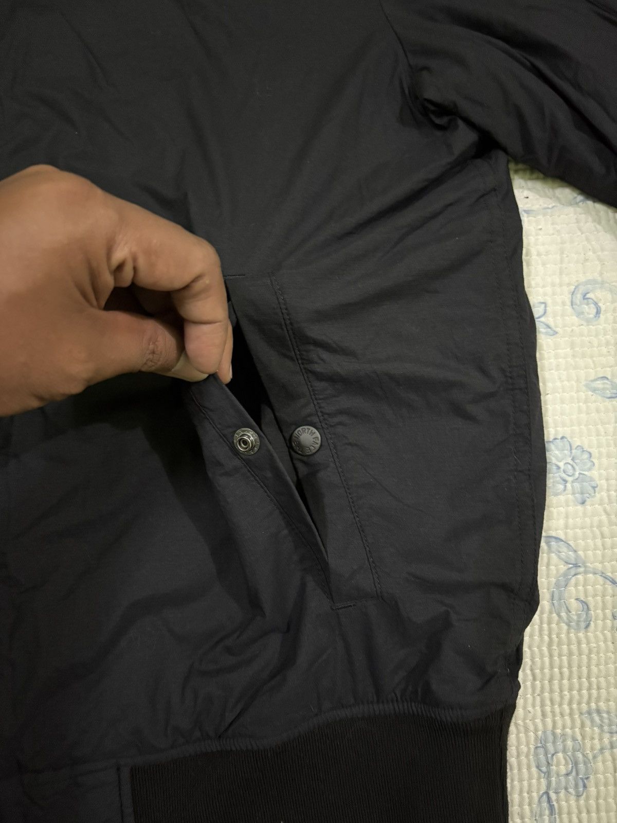 The North Face The North Face Bomber Jacket Design Padded Jacket Small Logo Size US M / EU 48-50 / 2 - 14 Thumbnail