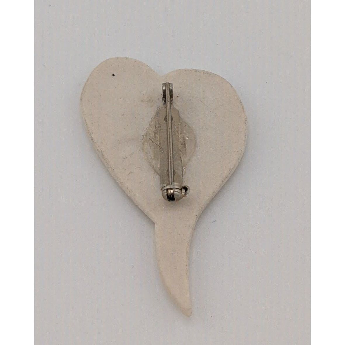 Other Vintage Handmade White Ceramic Kids In Heart Brooch Size ONE SIZE - 6 Thumbnail