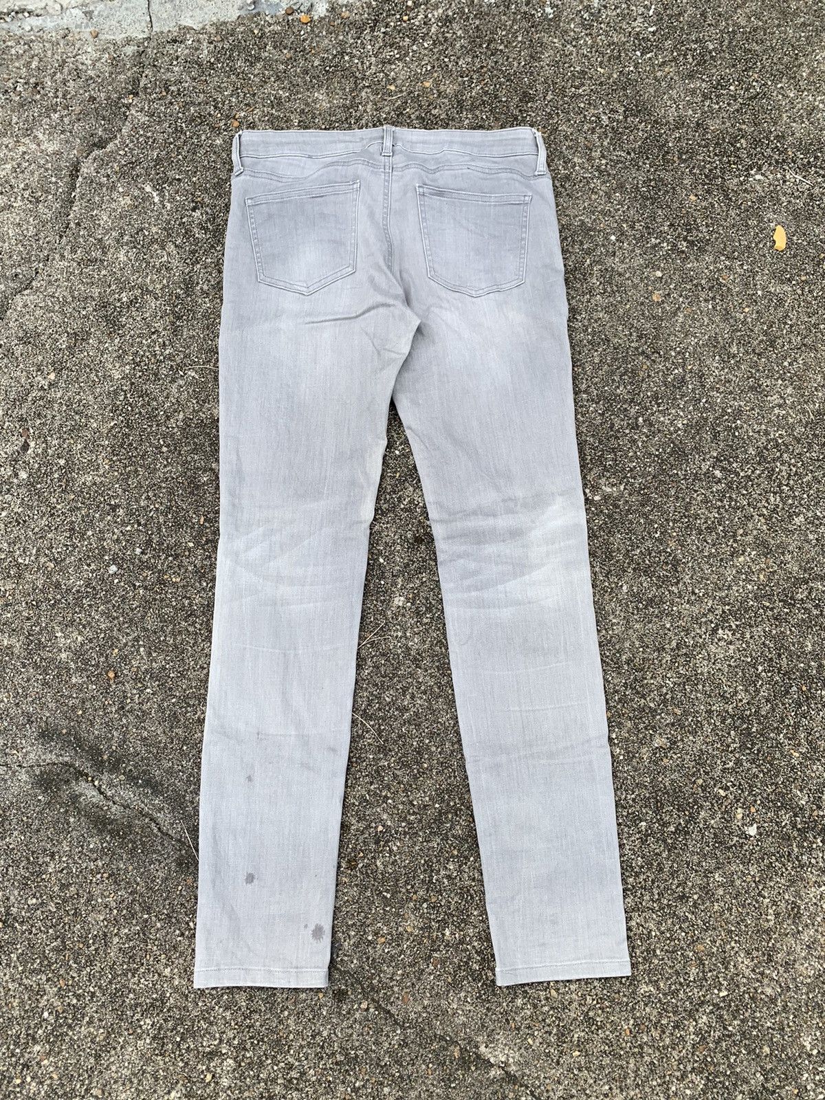 Japanese Brand Steals! Uniqlo Jeans Grey Denim Skinny Fit Size US 30 / EU 46 - 4 Thumbnail