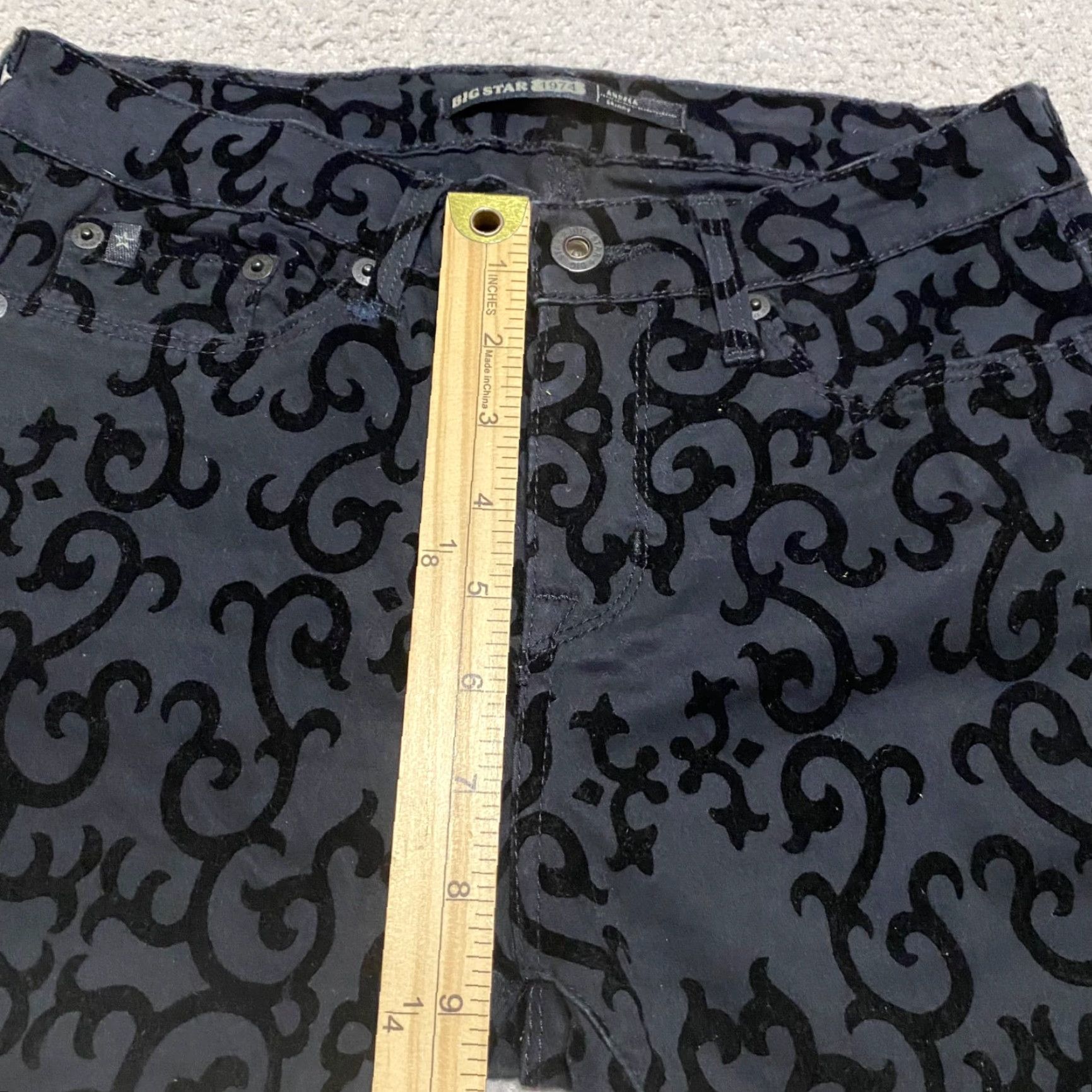 Velvet BIG STAR Jeans 26 Black Geometric Velvet Burnout Andrea Skinny Mid Rise Womens Shirt Size 26" / US 2 / IT 38 - 7 Thumbnail