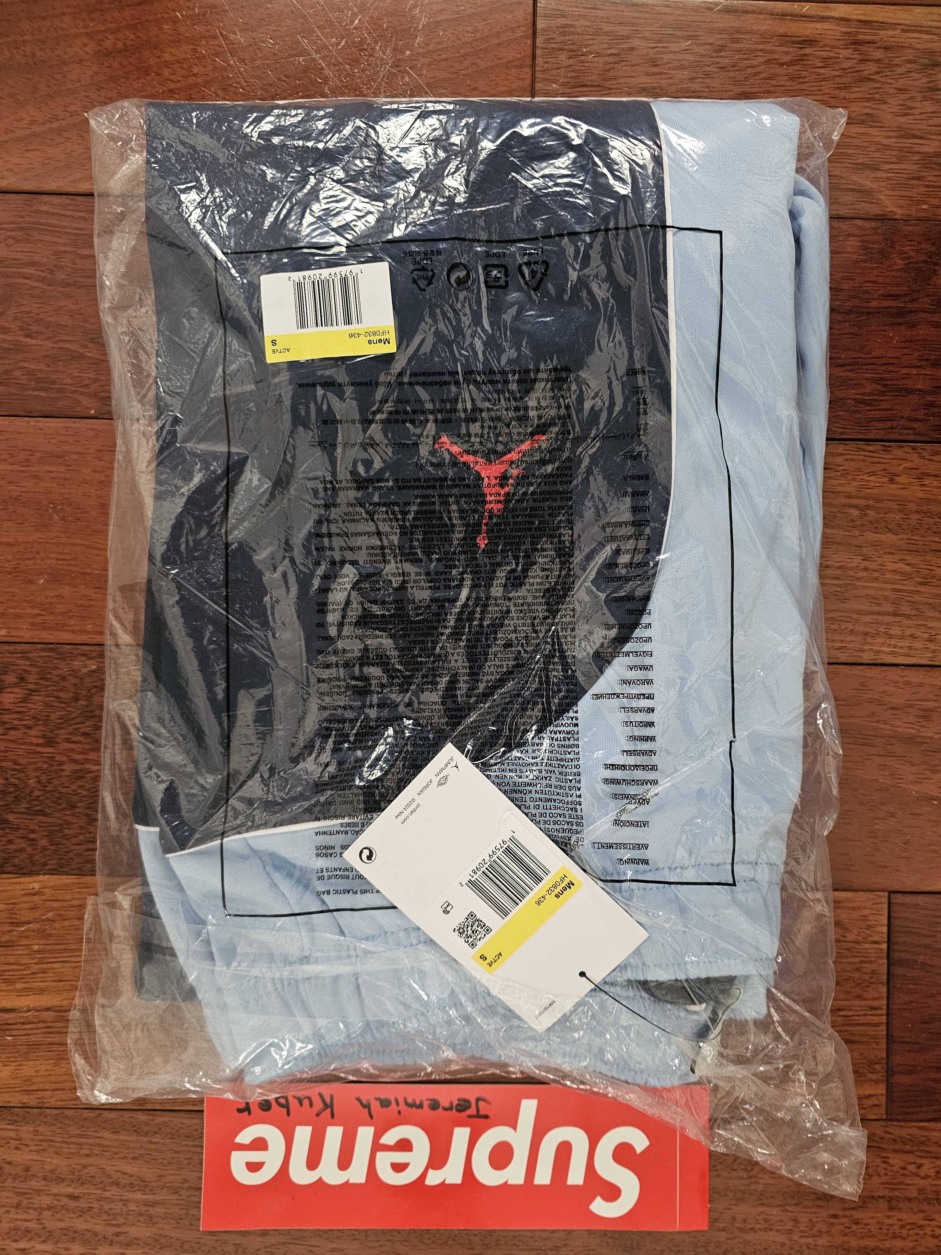 Jordan Brand × Supreme Supreme x Jordan Tricot Trackpants Light Blue FW24 Size US 30 / EU 46 - 4 Thumbnail