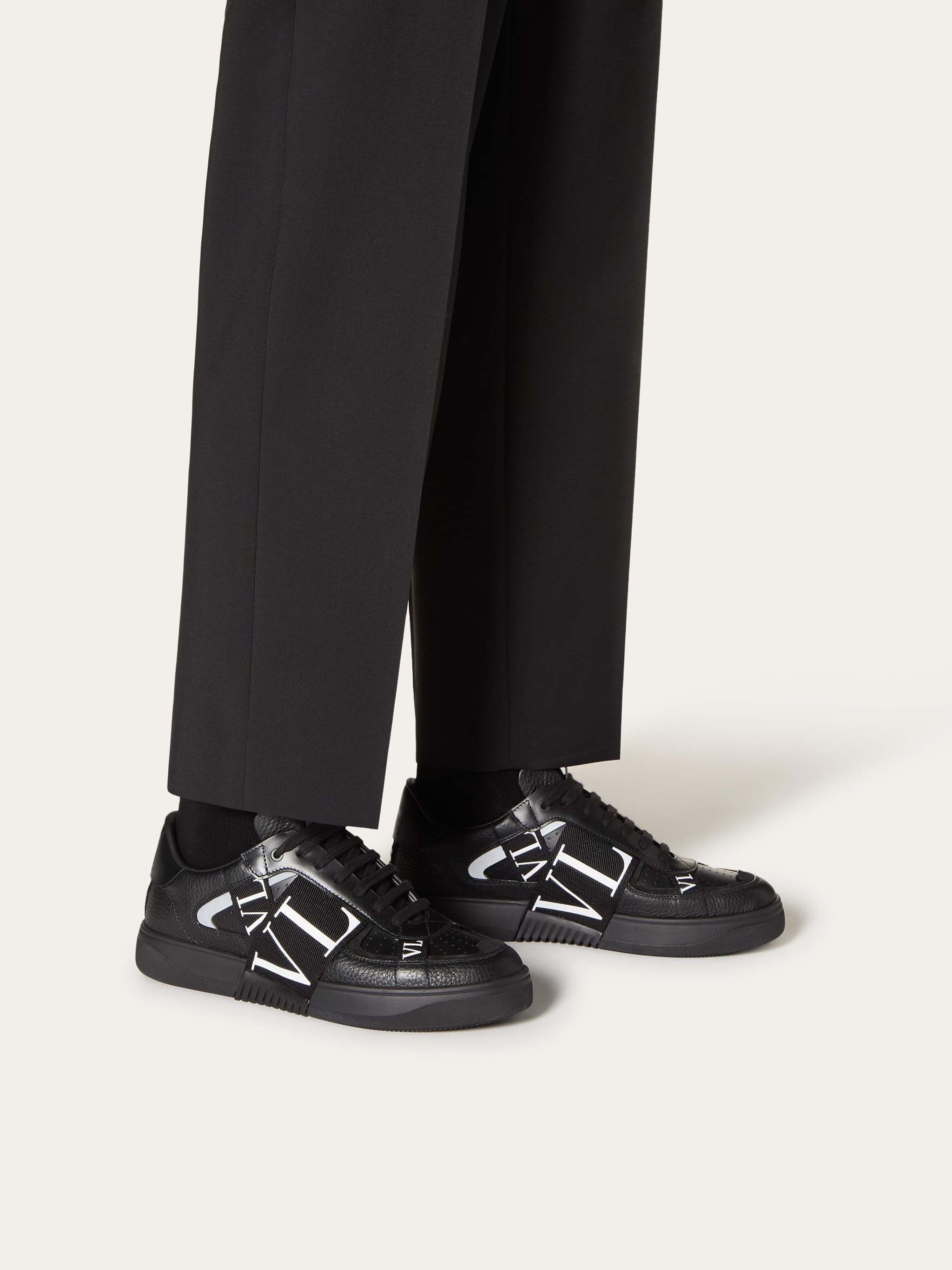 Valentino o1s22i1n1224 VLTN Low-Top Sneakers in Black Size US 7 / EU 40 - 6 Thumbnail