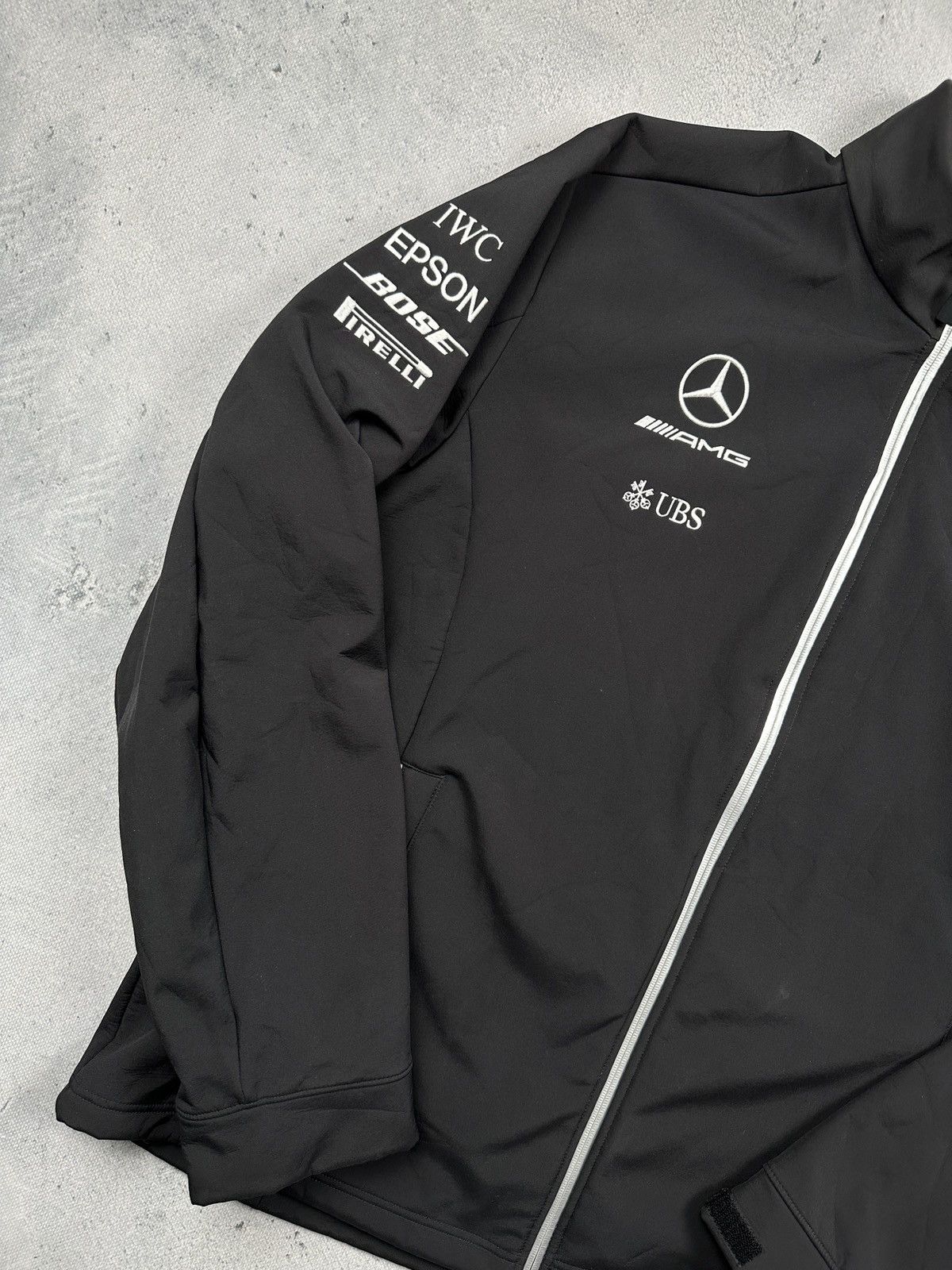 Formula 1 Mercedes AMG Petronas Formula One Team Softshell Jacket y2k Size US XXL / EU 58 / 5 - 3 Thumbnail