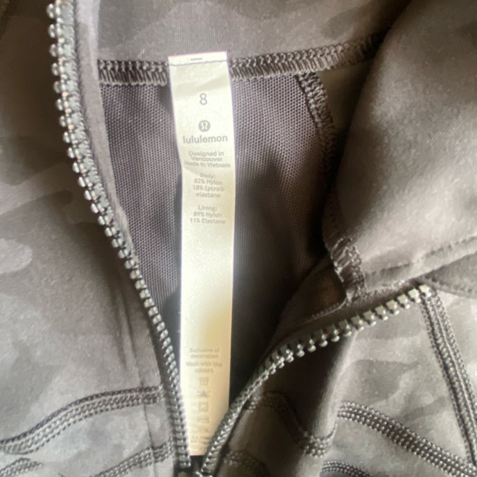 Lululemon NWT Lululemon Define Jacket *Luon Size M / US 6-8 / IT 42-44 - 5 Thumbnail