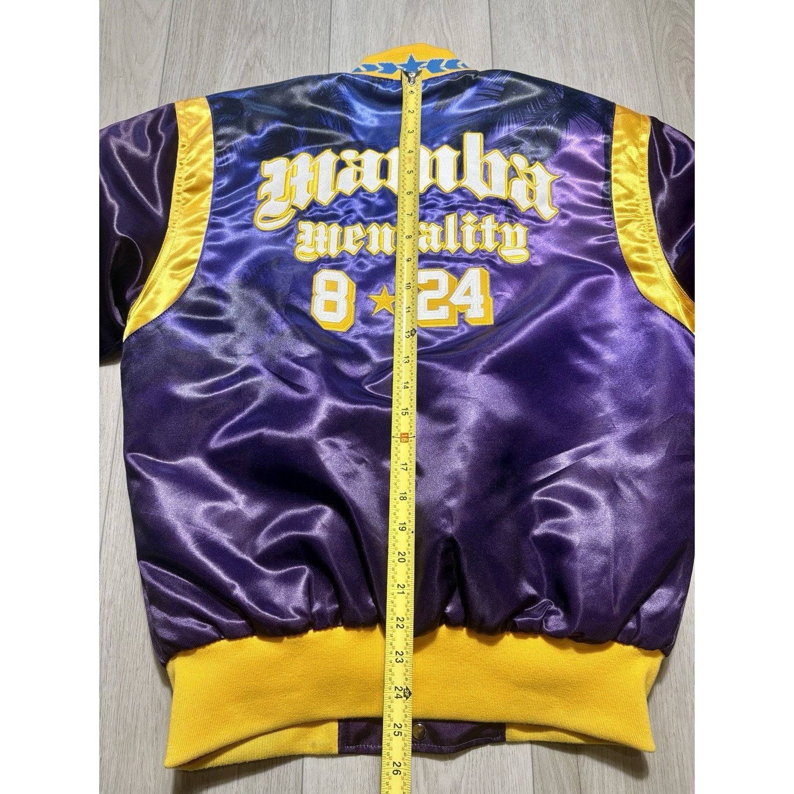 Other Los Angeles Lakers Kobe Bryant Crenshaw Satin Jacket Small Size US S / EU 44-46 / 1 - 23 Thumbnail