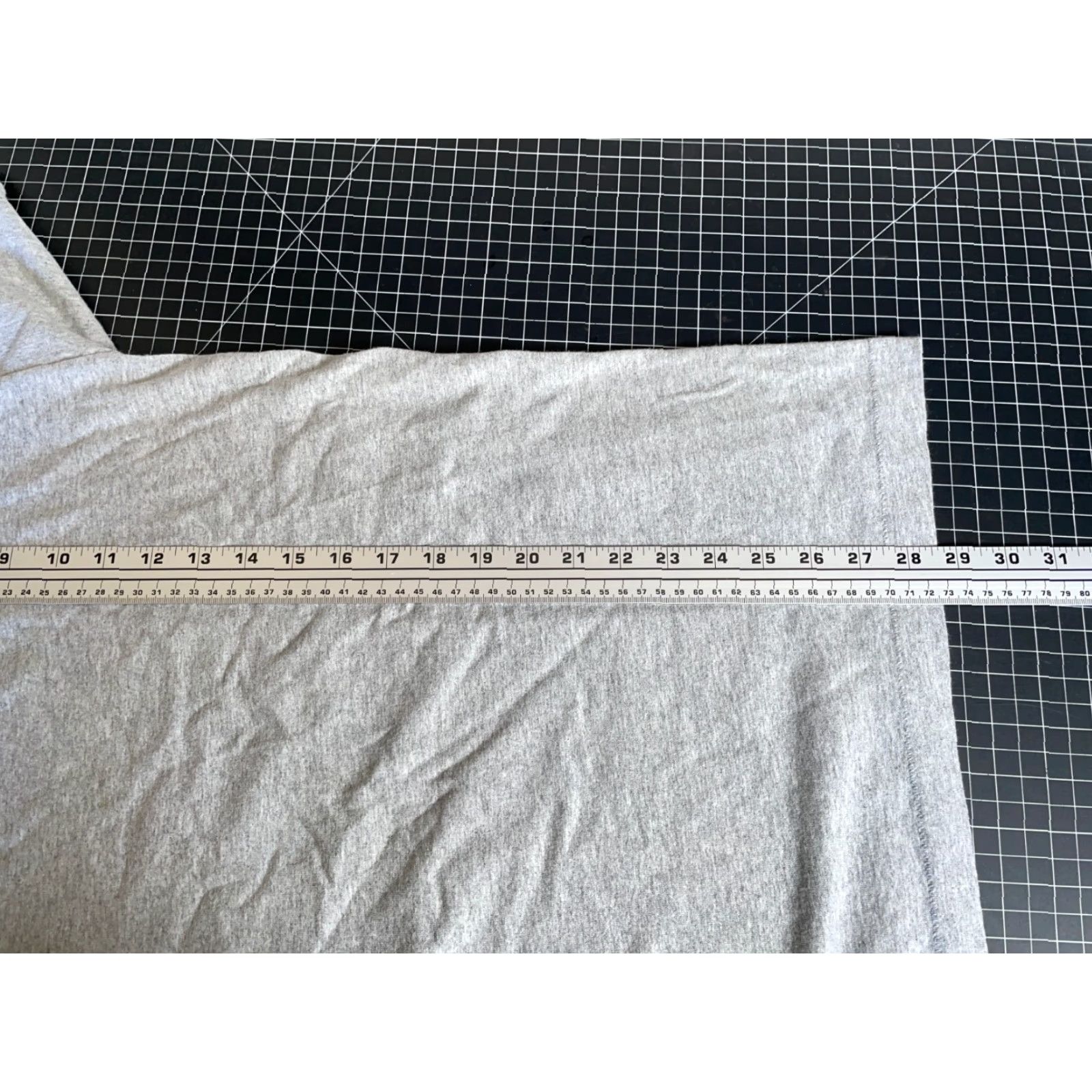 Vintage VINTAGE Six Flags T-Shirt Embroidered USA Made 2000s Ringer Gray 2X Big & Tall Men Mens Short Sleeve Crew Neck Cotton Blend Jersey Logo 90s Retro VTG Size US XXL / EU 58 / 5 - 7 Thumbnail