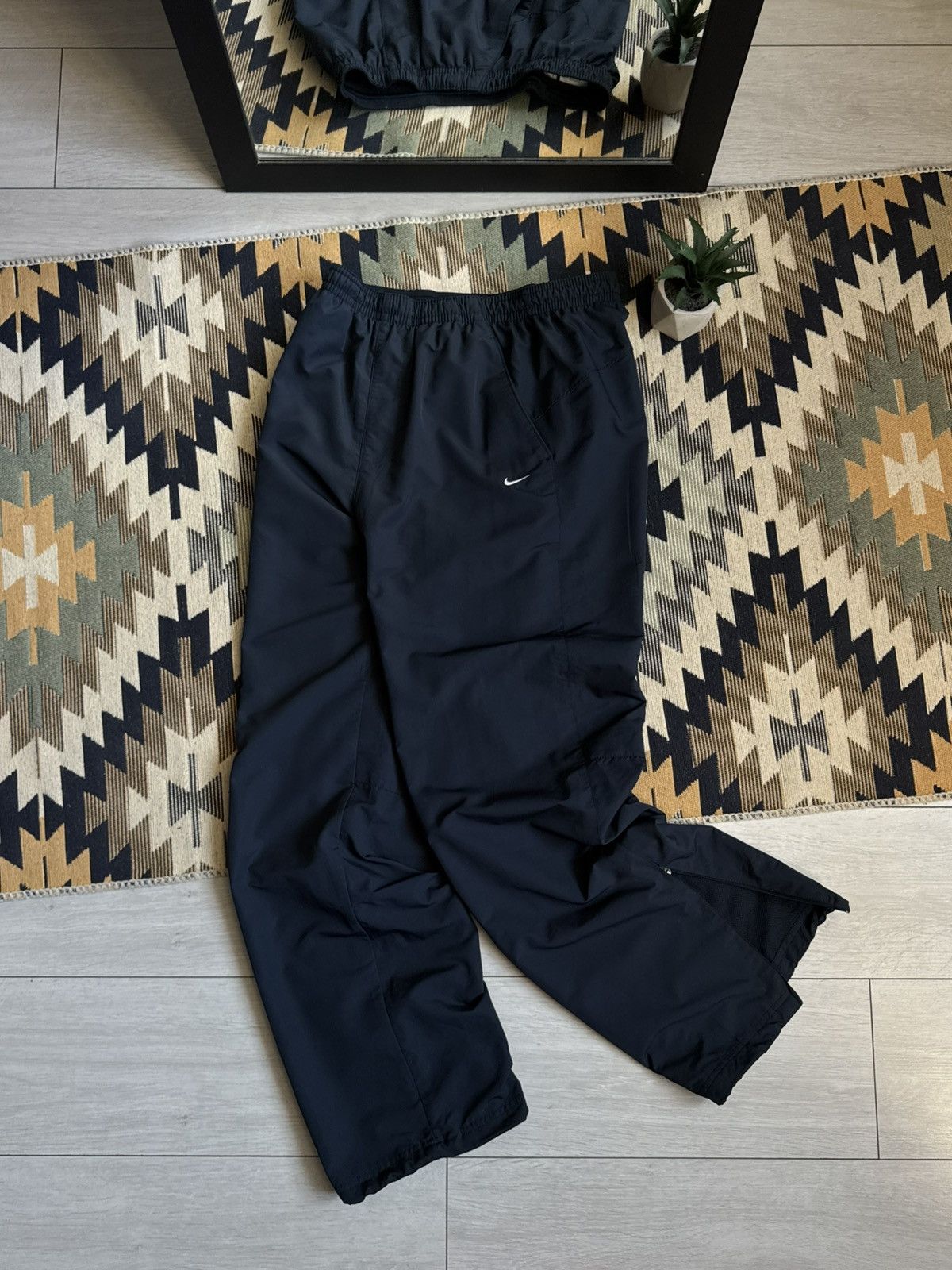 Nike Vintage Nike Nylon Y2K Pants Size US 34 / EU 50 - 1 Thumbnail