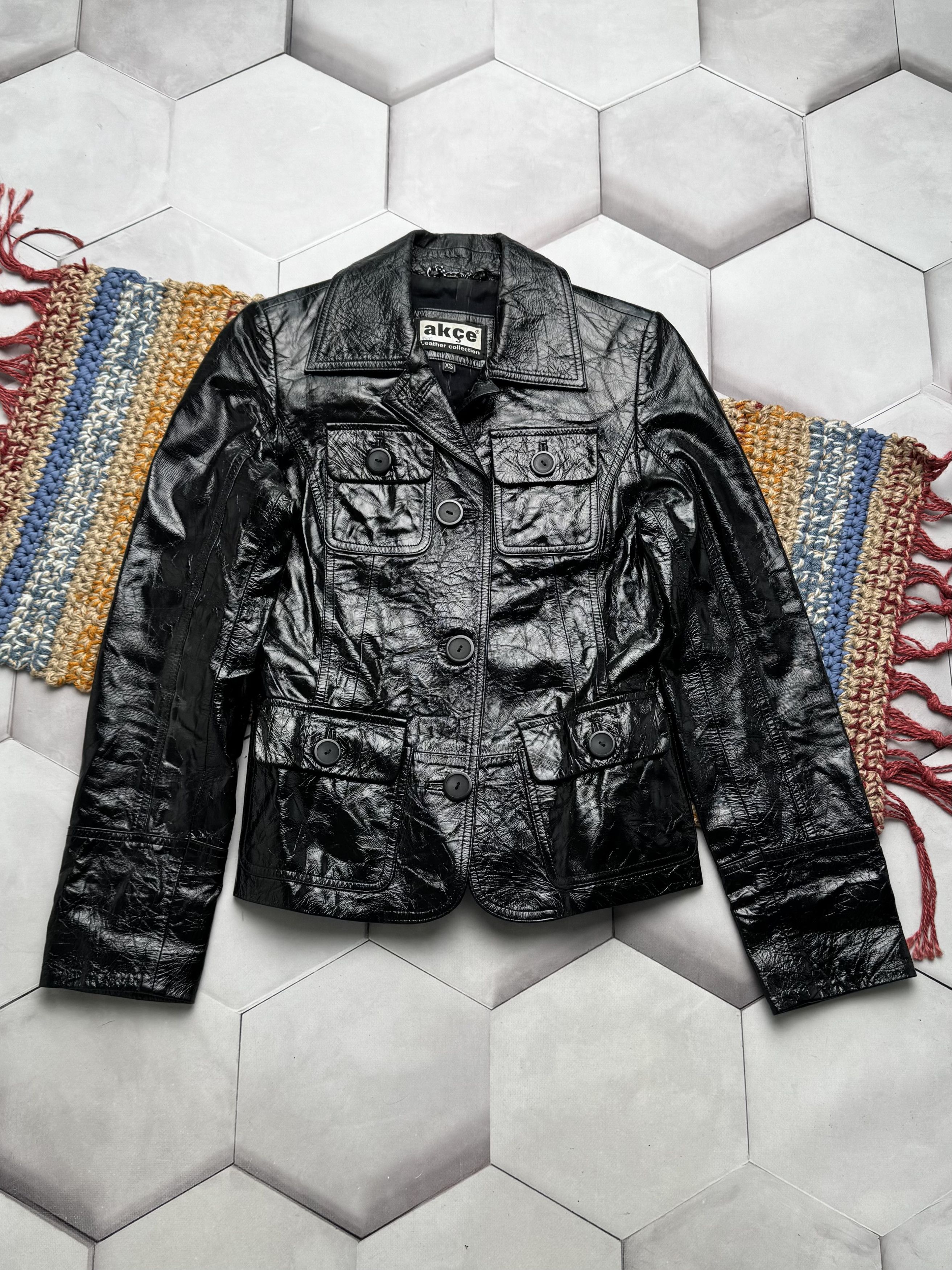Vintage Vintage Black Leather Jacket Women's Button Up Fitted (E4) Size XS / US 0-2 / IT 36-38 - 1 Thumbnail