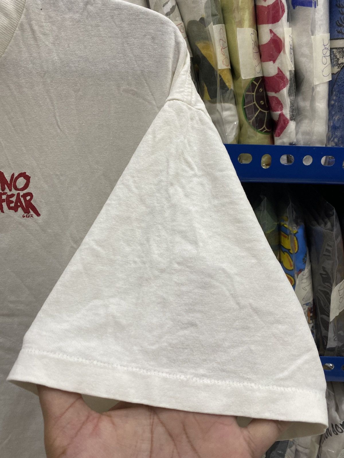 No Fear DISTRESSED NO FEAR TSHIRT Size US L / EU 52-54 / 3 - 9 Thumbnail