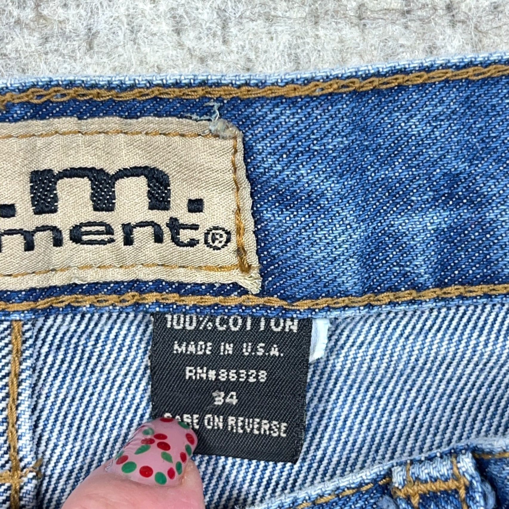 Vintage VINTAGE B.U.M. Equipment Shorts Men 34 Relaxed Fit Jorts Baggy 90s Y2K Skate Dad Blue Denim Cotton 5-Pocket Belt Loops Flat Front Zip Men's Shorts Size US 34 / EU 50 - 5 Thumbnail