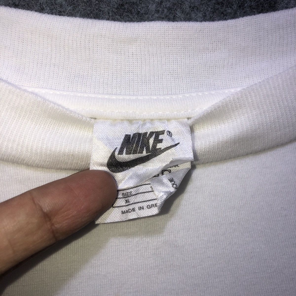 Nike Vintage Nike 3 on 3 T-Shirt Size US XL / EU 56 / 4 - 5 Thumbnail