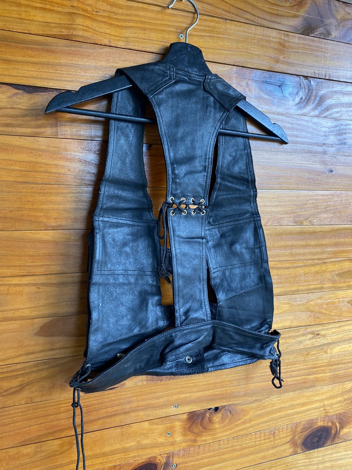 Genuine Leather Black Leather Utility Vest Bike Style Adjustable Strap Vest Size US S / EU 44-46 / 1 - 10 Thumbnail