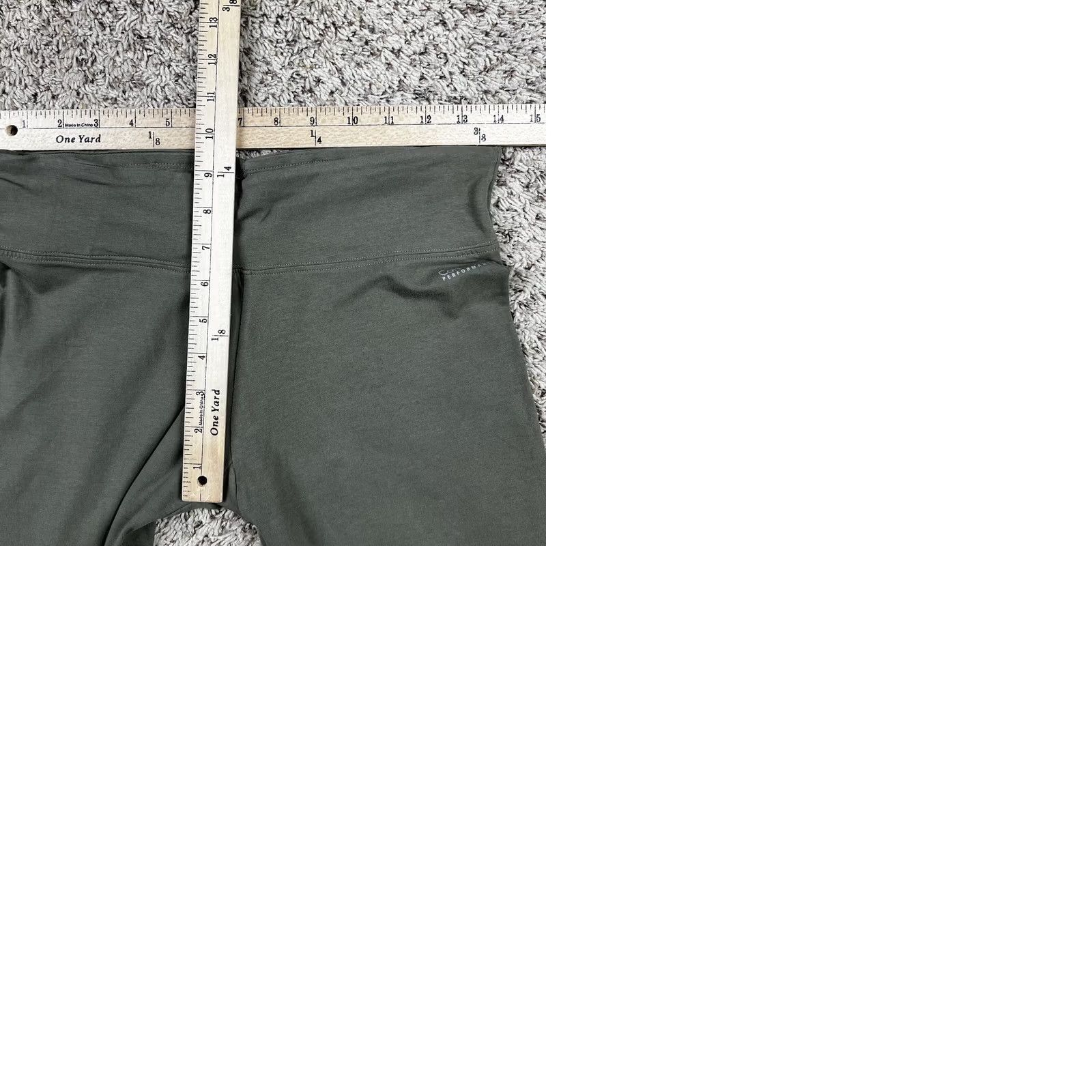 Calvin Klein Calvin Klein Performance Legging Yoga Pants Activewear Athletic Green Medium Ladies Stretch Fit Capri Style Workout Trousers Women Regular Size M Size 32" / US 10 / IT 46 - 9 Thumbnail