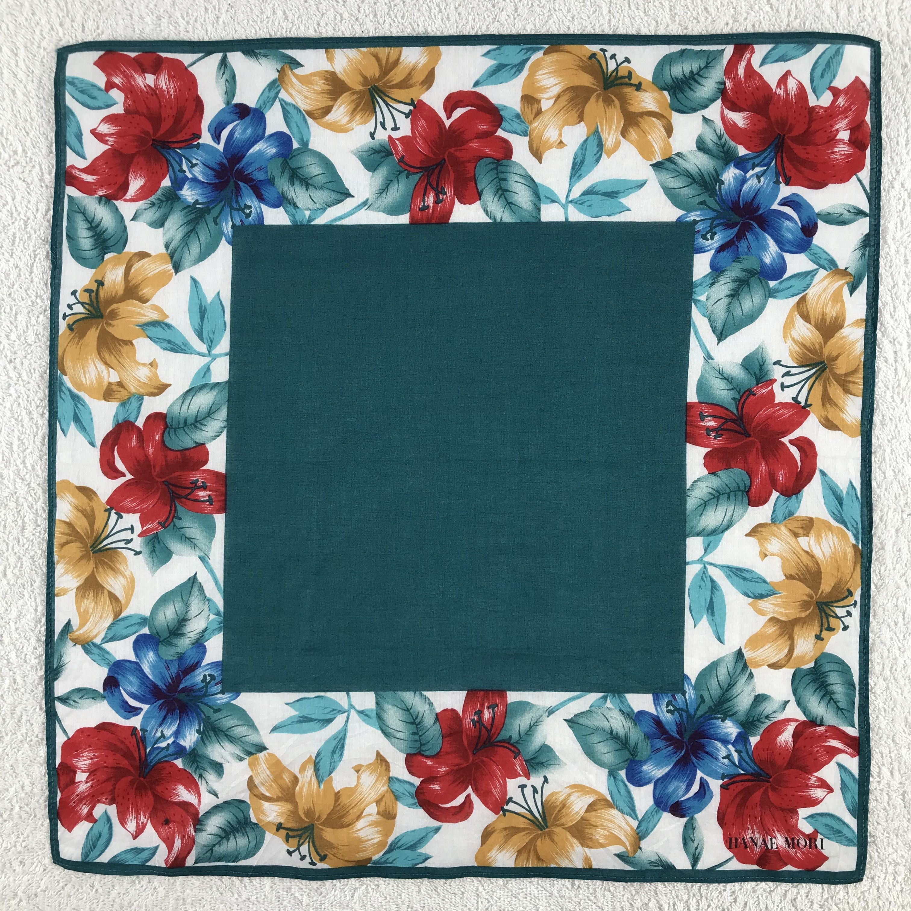 Hanae Mori × Vintage Hanae Mori Bandana / Handkerchief / Neckerchief - S103 Size ONE SIZE - 1 Thumbnail