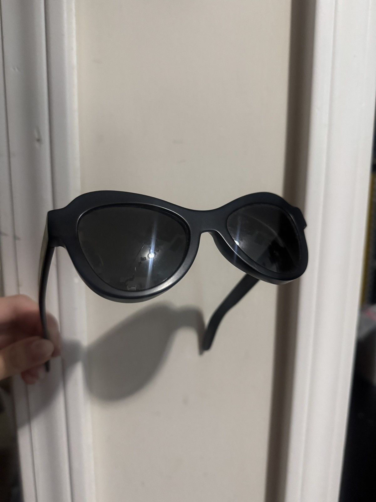 Kuboraum kuboraum maske y2 smooth black solid cateye sunglasses shade Size ONE SIZE - 5 Thumbnail