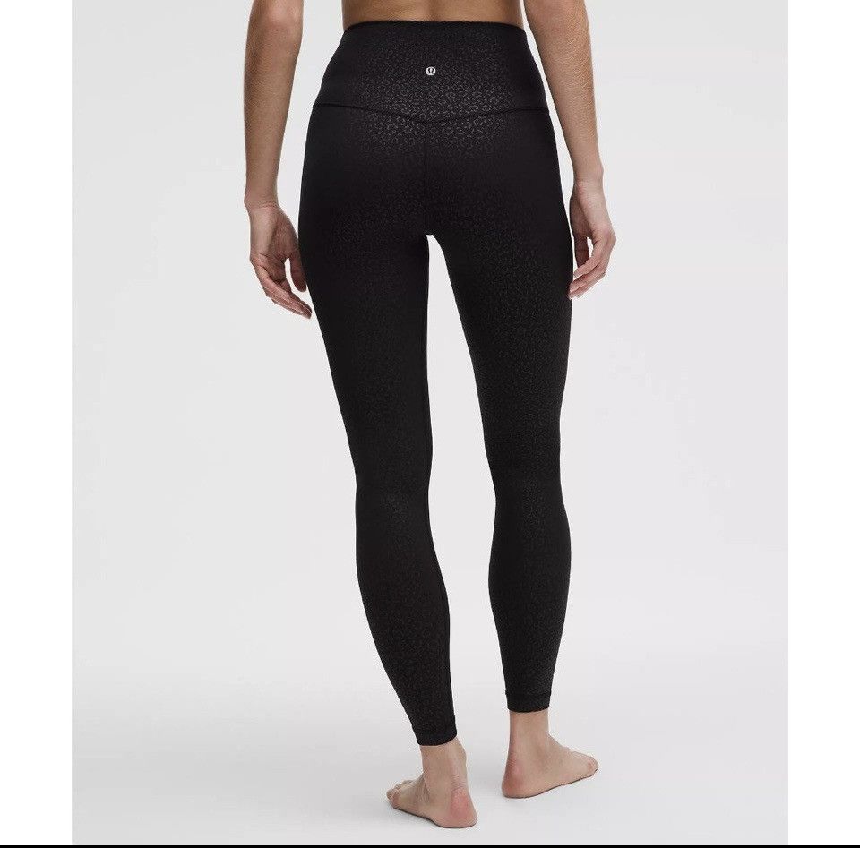 Lululemon lululemon Align High-Rise Pant 28"Leopard Daisy Emboss 4 Size 27" / US 4 / IT 40 - 2 Thumbnail