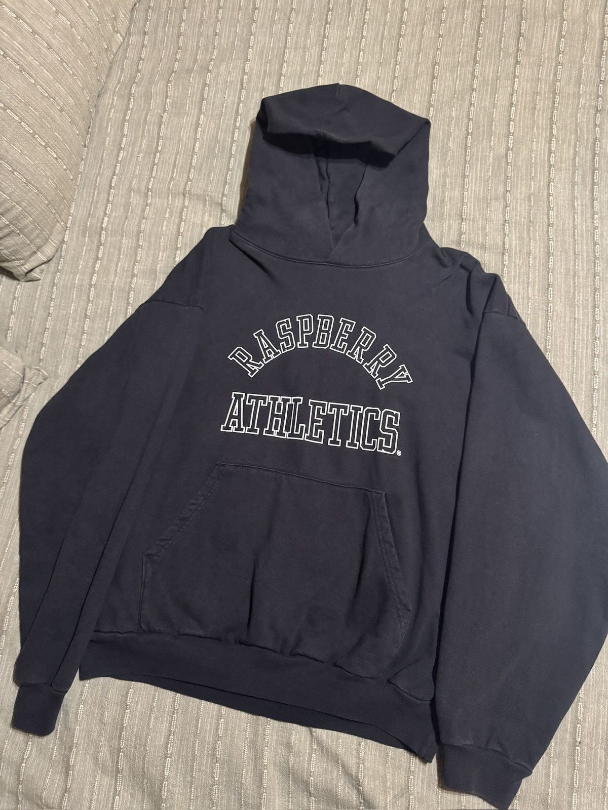 The GV Gallery GV gallery Raspberry Athletics Hoodie Size US L / EU 52-54 / 3 - 3 Thumbnail