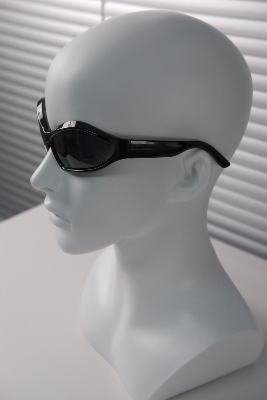 Other Vtg Y2k Avant Garde Future Sunglasses Black Unisex One Size Size ONE SIZE - 4 Thumbnail