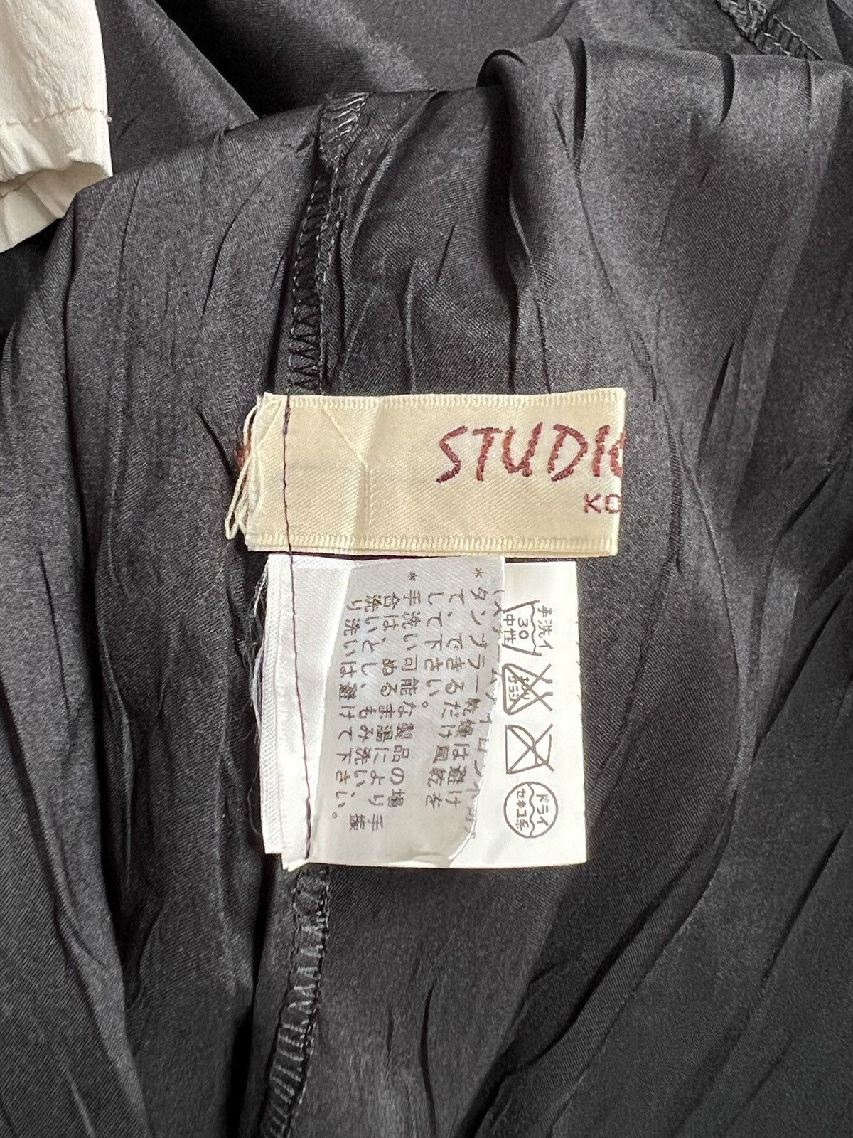 Other STUDIO FIVE KOBE Pleats Black Tops Size US L / EU 52-54 / 3 - 6 Thumbnail
