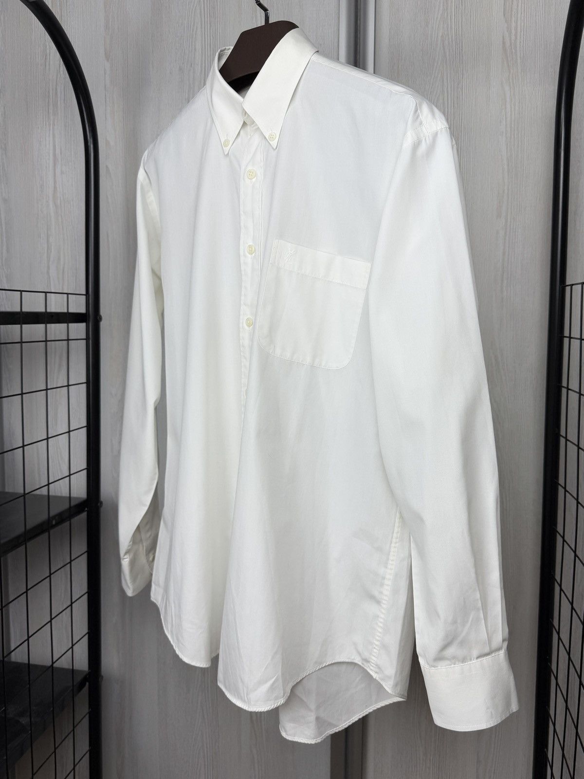 Yves Saint Laurent Yves Saint Laurent White Long Sleeve button up shirt 39 15.5 Size US M / EU 48-50 / 2 - 5 Thumbnail