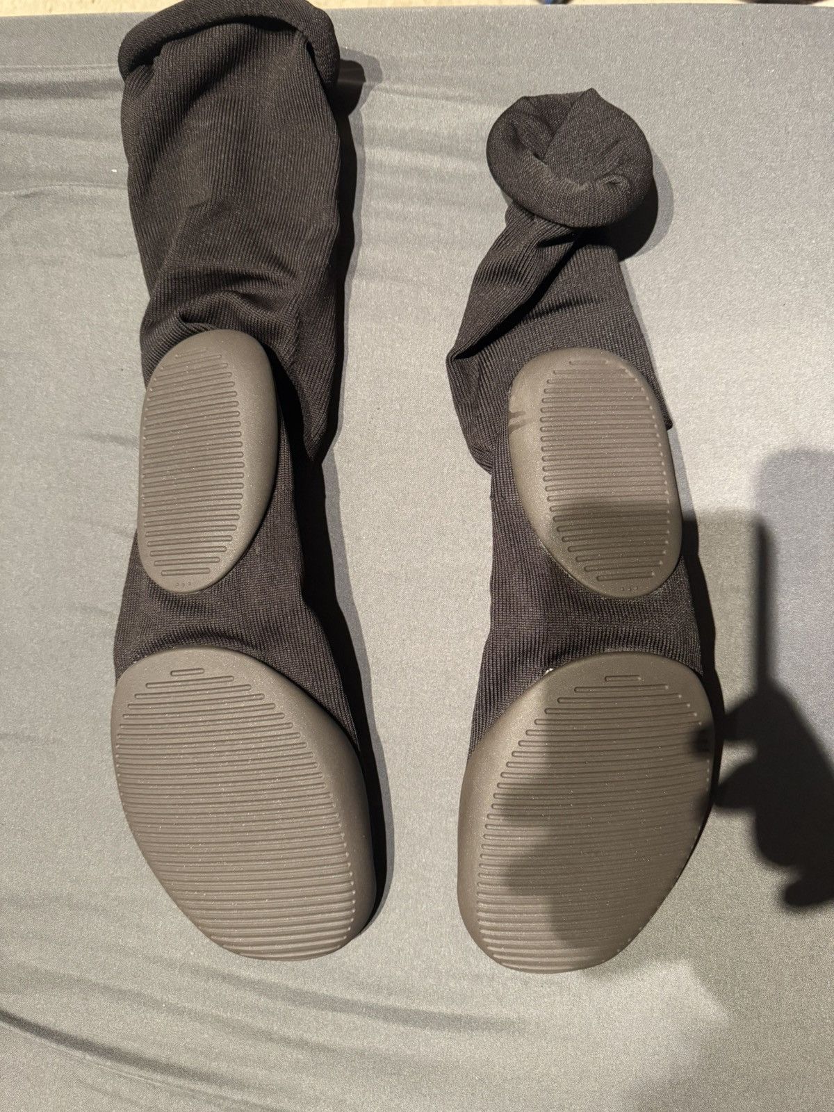 Kanye West Yeezy Pods Size US 12 / EU 45 - 1 Thumbnail