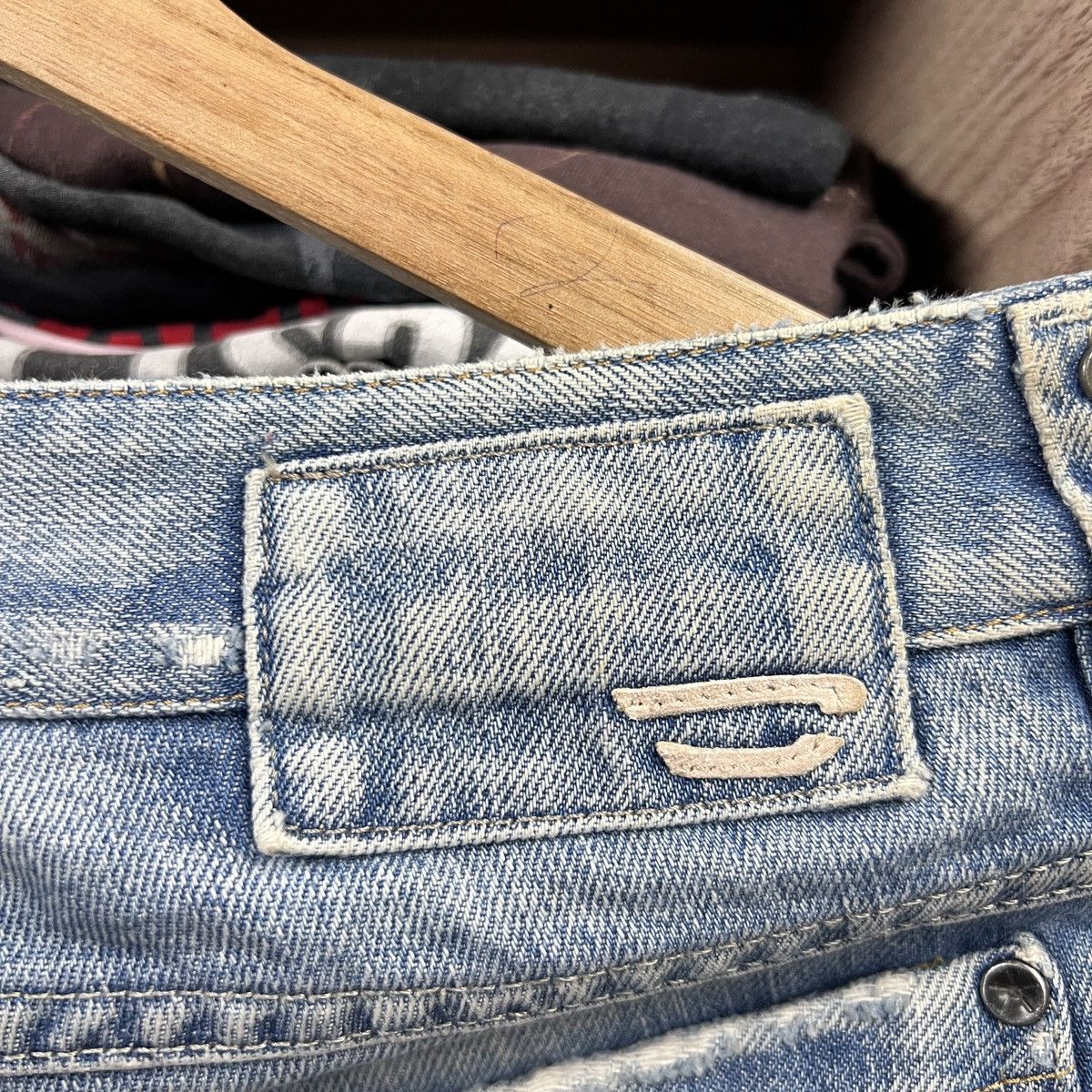 Diesel DIESEL KEATE RUGGED JEANS Size 28" / US 6 / IT 42 - 11 Thumbnail