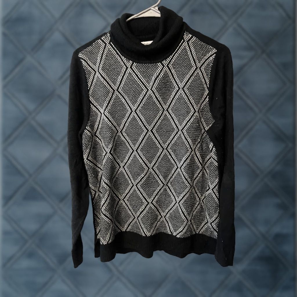 Croft & Barrow Croft & Barrow Women’s Sweater M Black Turtle Neck Argyle Pullover Size M / US 6-8 / IT 42-44 - 1 Thumbnail